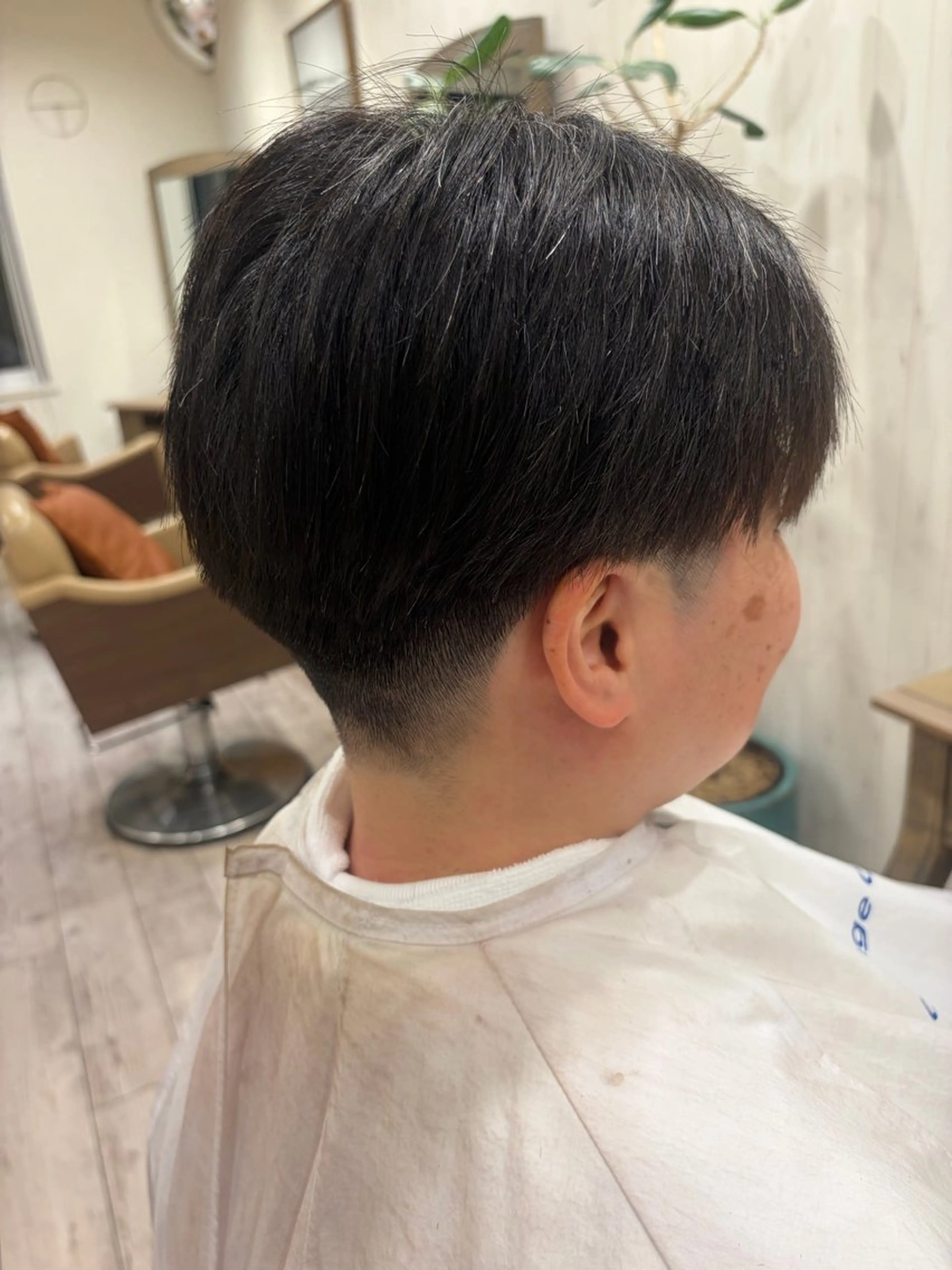 ショート あだち まおのヘアスタイル