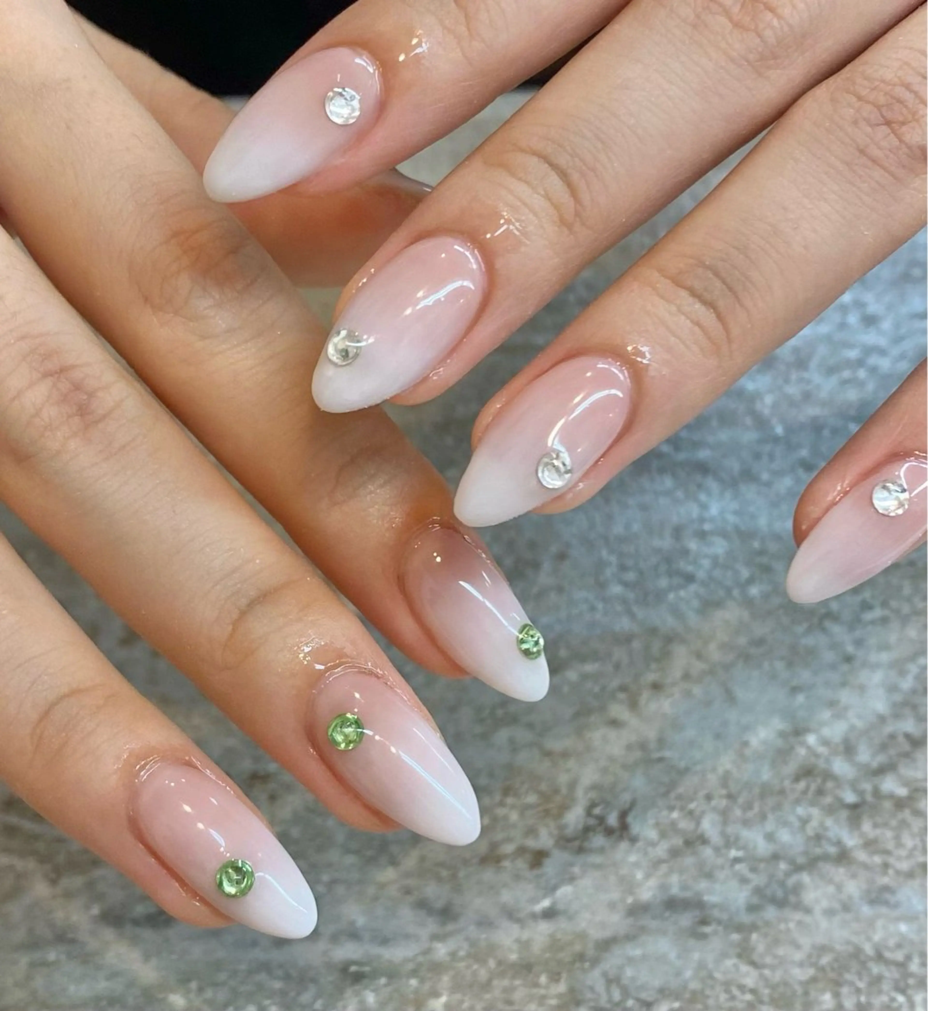 ネイル Lilas hinaのネイルデザイン