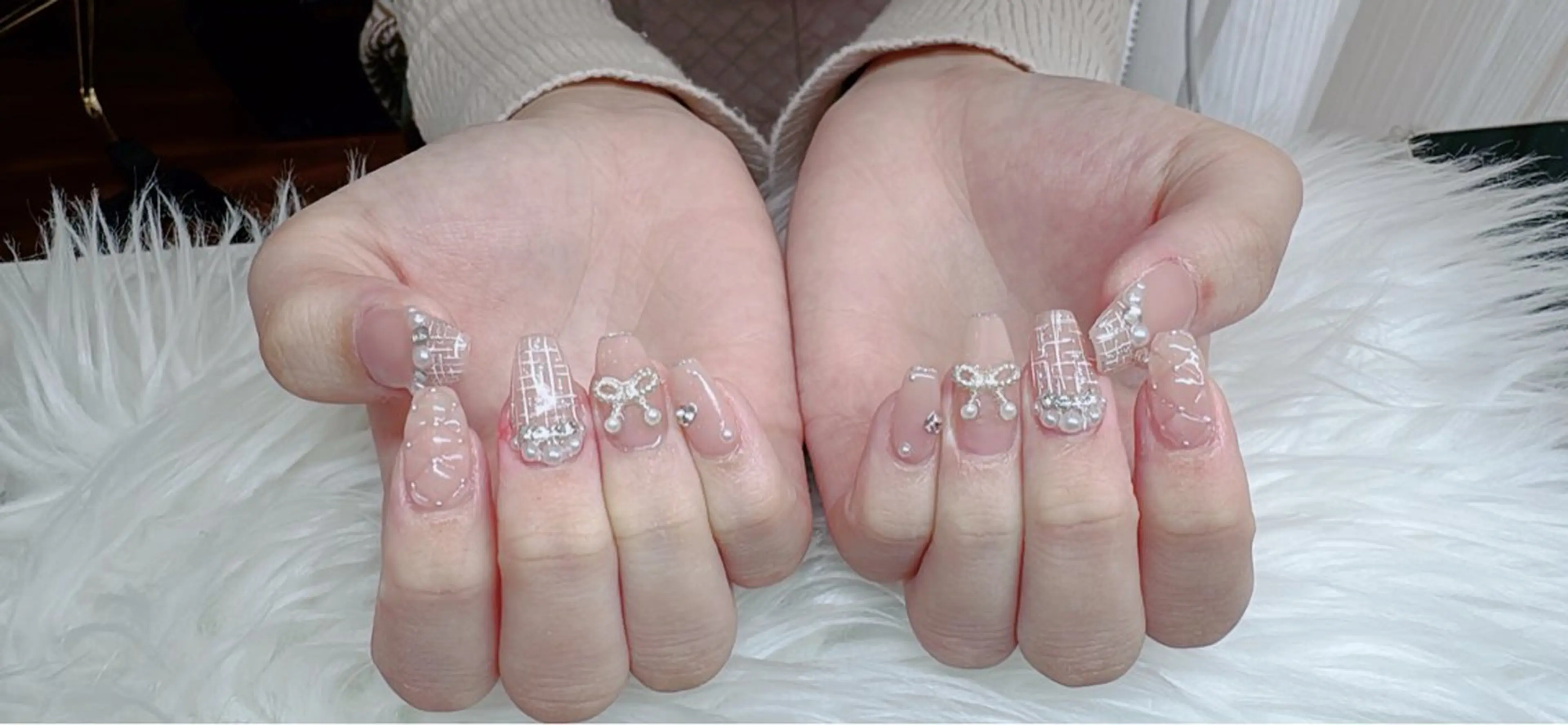 ネイル ハンドネイル ハンドケア Moon Nail ナナのネイルデザイン