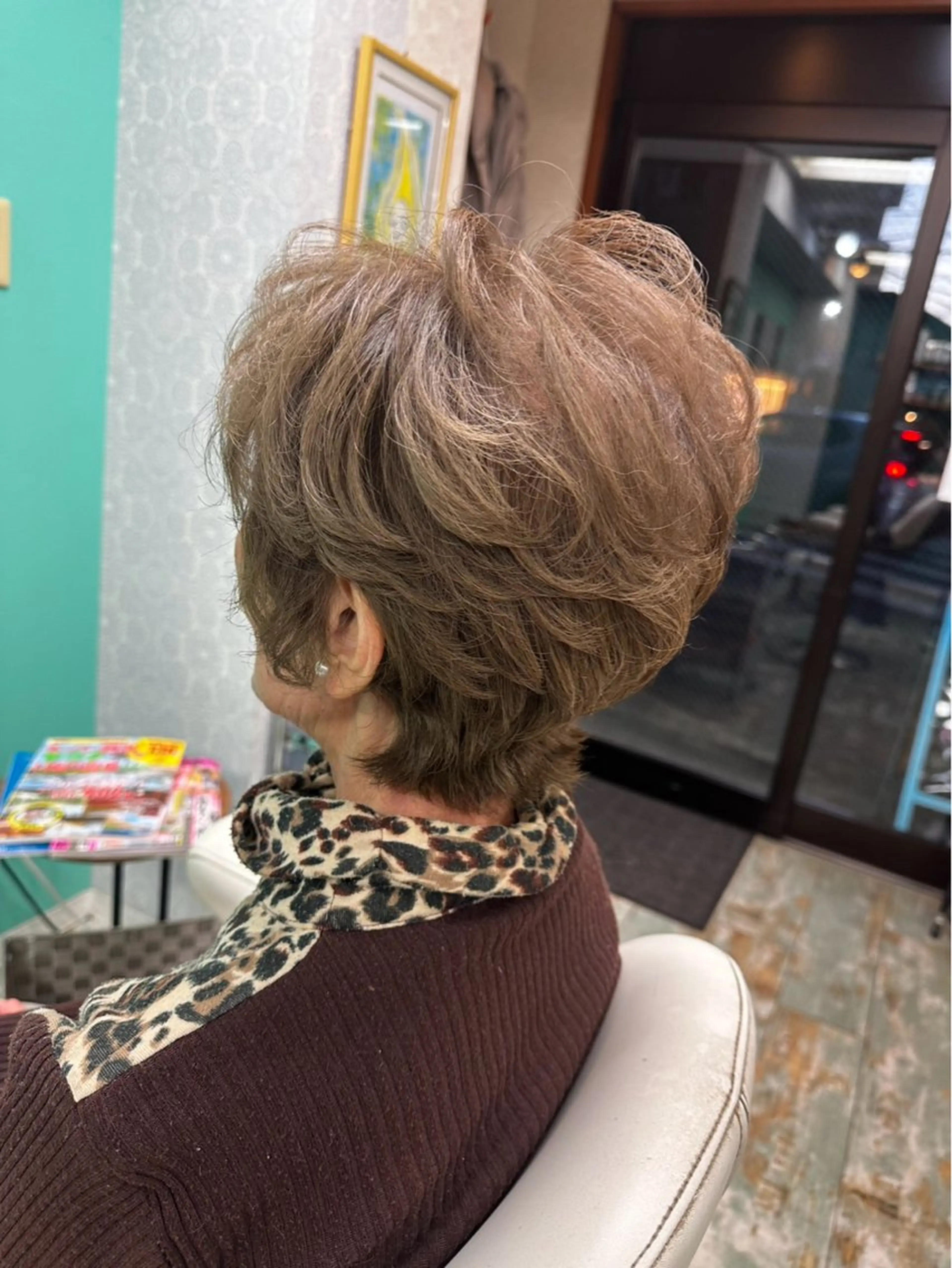 レディースカット+パーマ+シャンプーの写真