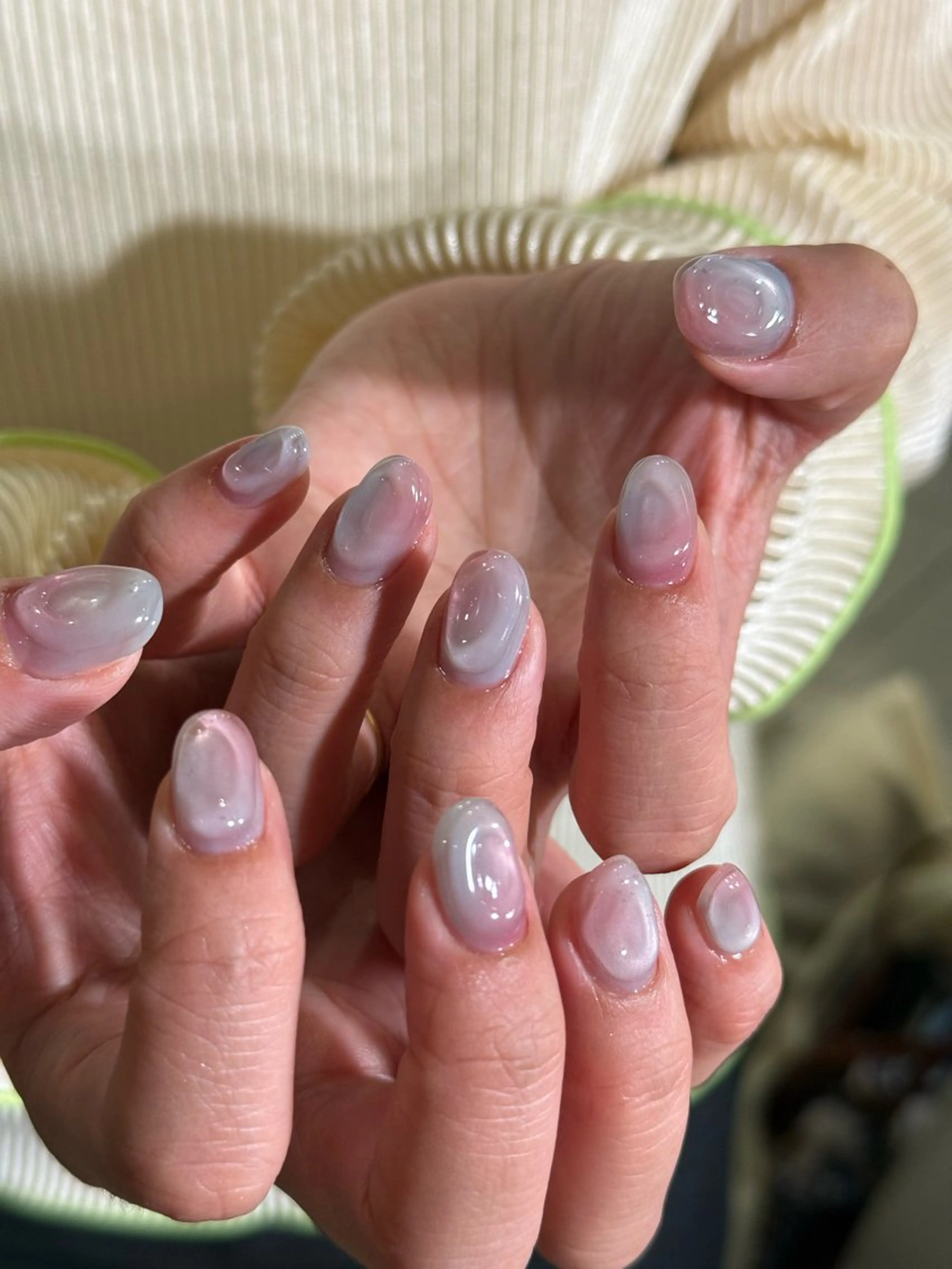ネイル カジュアル マグネットネイル ニュアンスネイル オフィスネイル ショートネイル ハンドネイル filonnail /　kotoneのネイルデザイン