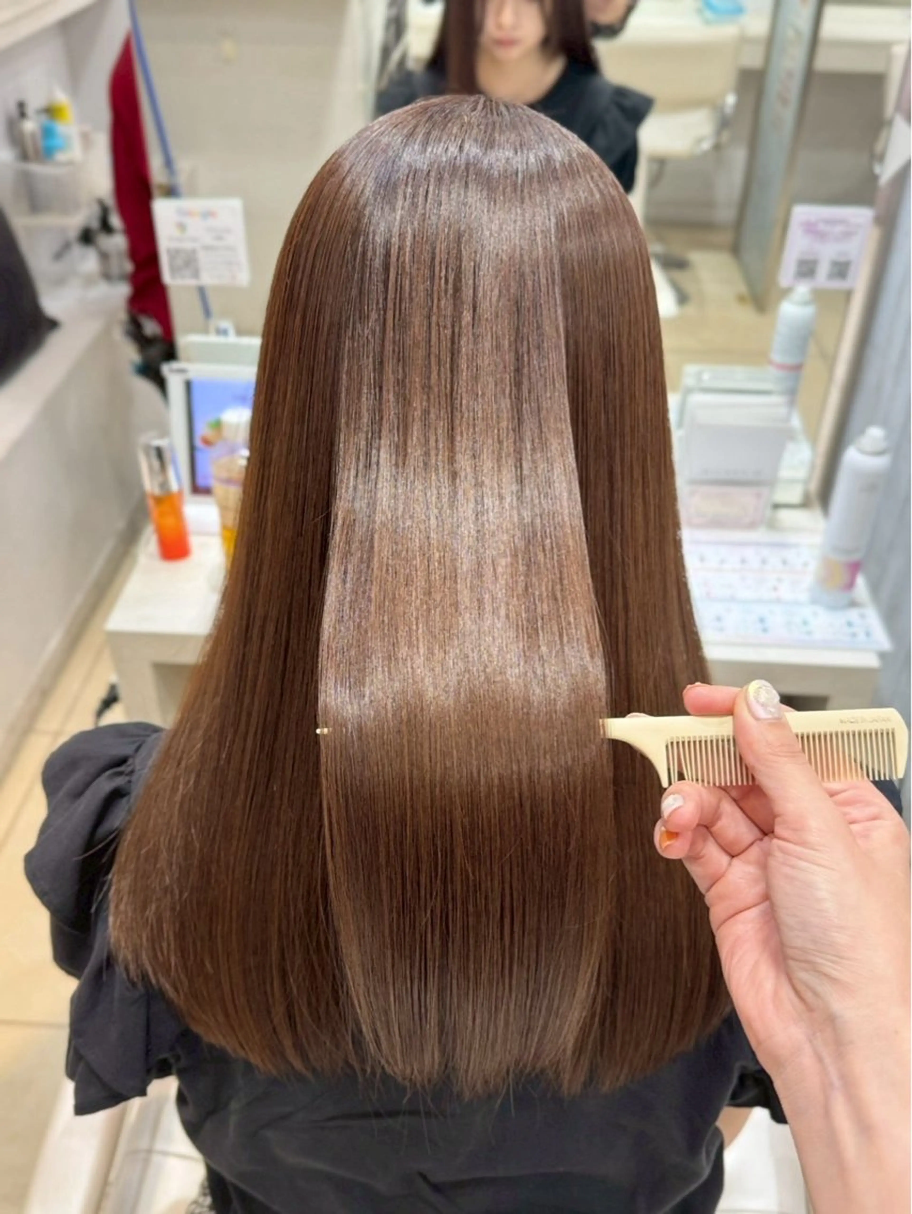 ロング ヘアカラー [髪質改善カラー] 光^._.^の眉毛・アイブロウイメージ