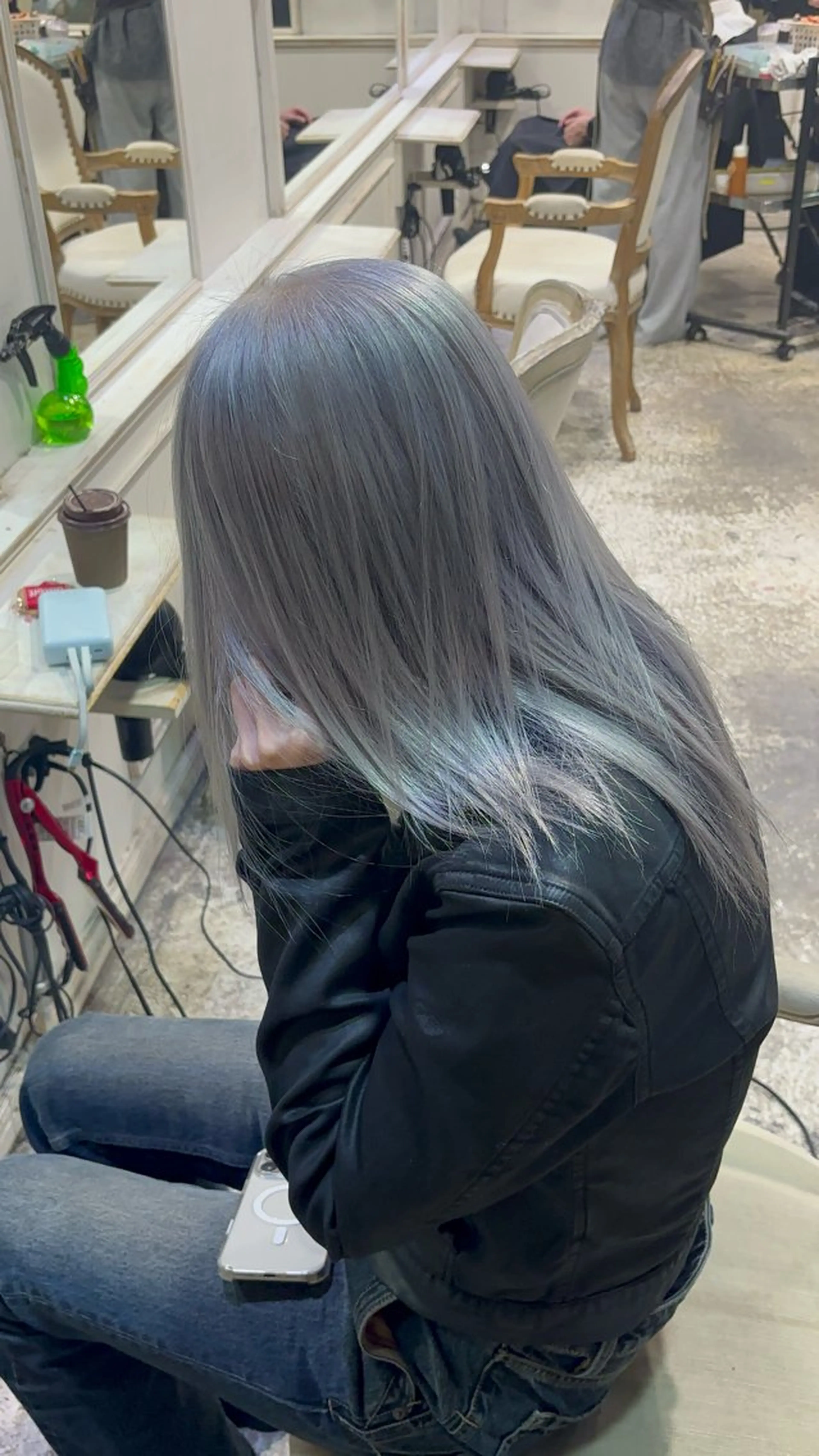 セミロング カット ヘアカラー トリートメント 美髪矯正 透明感 カラー⭐️ユウキのヘアスタイル