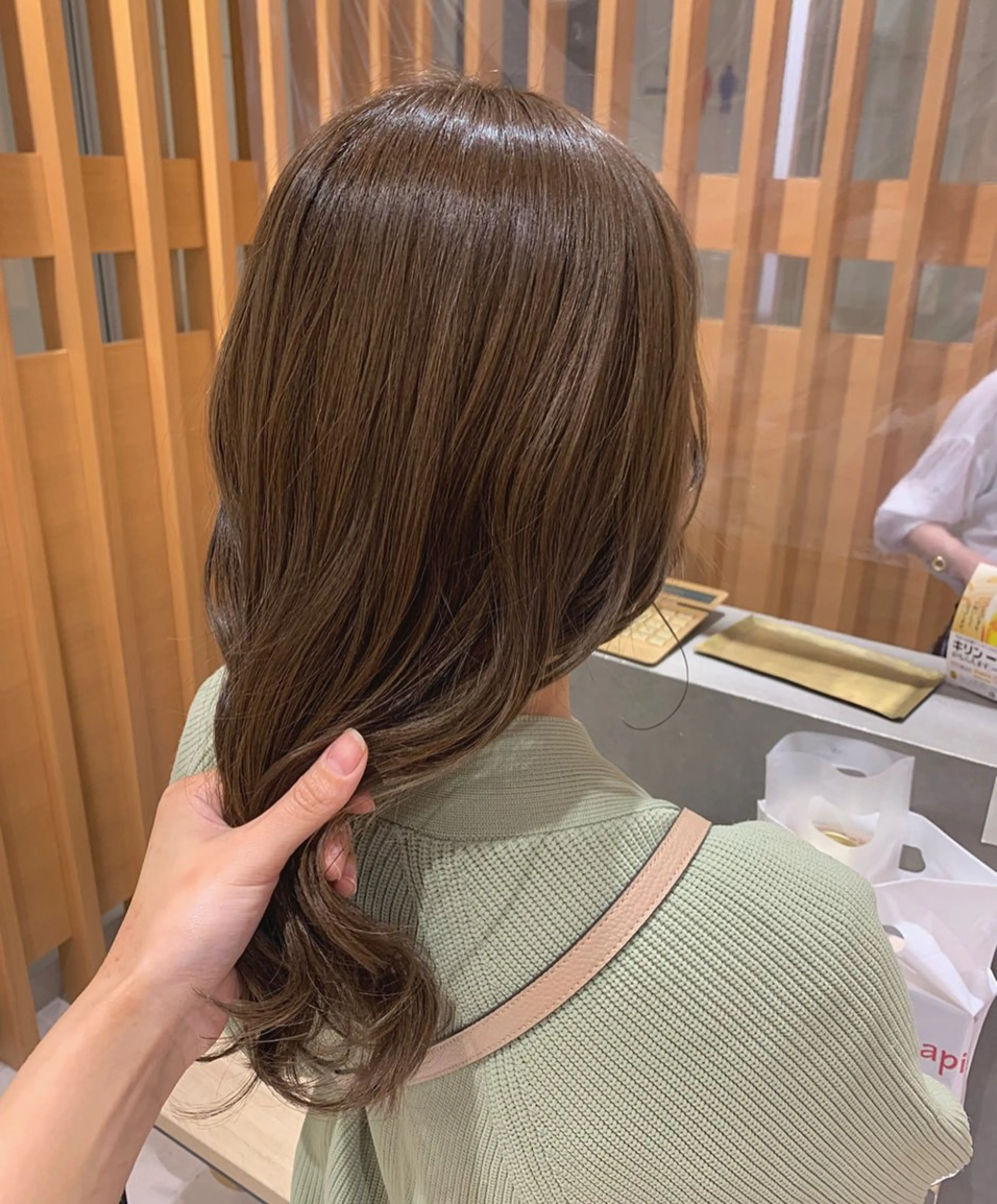 🌙 艶髪リタッチカラー (白髪染め) + ライトトリートメントの写真