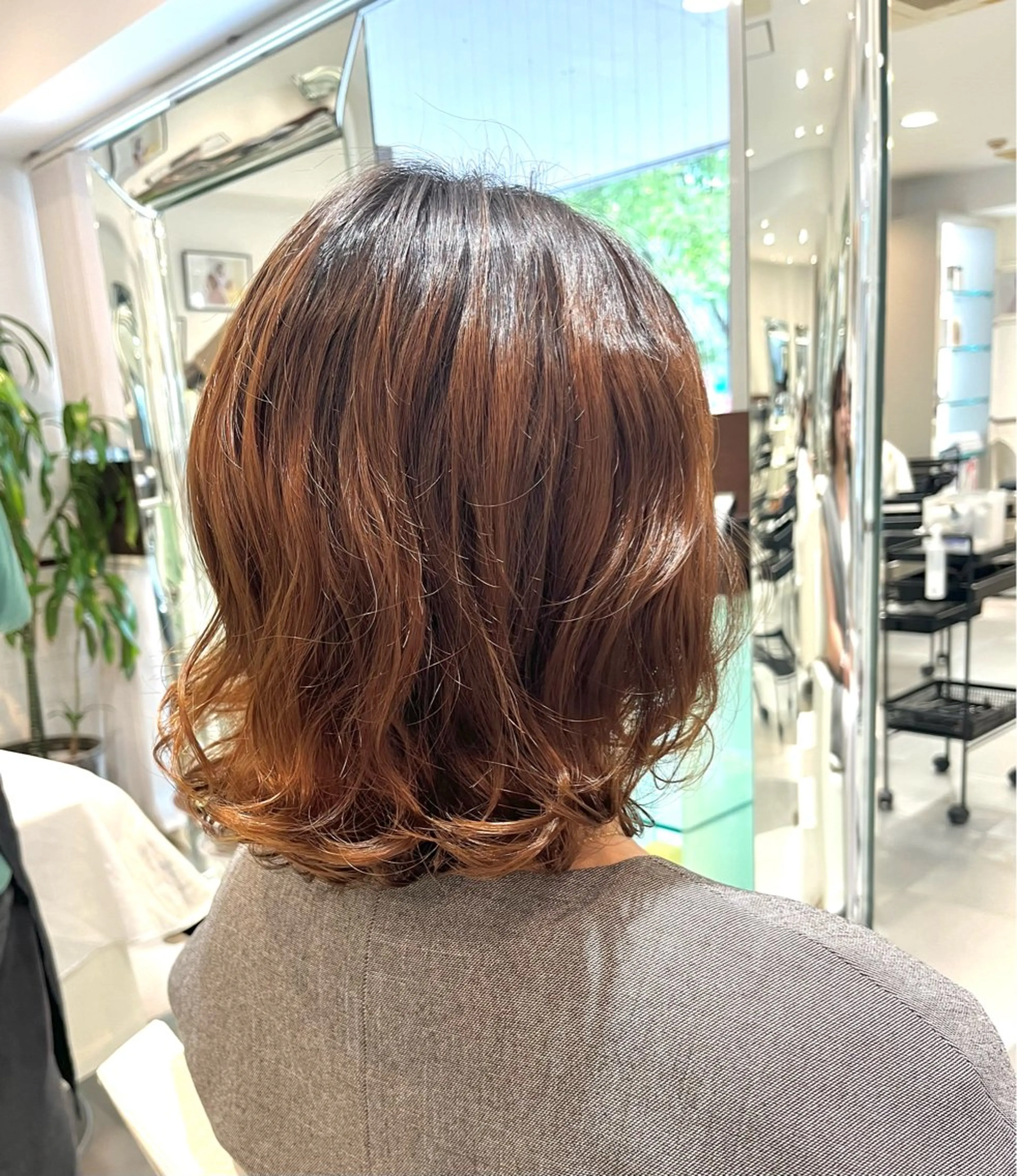 ミディアム パーマ ミディアムパーマ ボブ 韓国風ヘア トリートメント デジタルパーマ カット パーマ トリートメント コテ巻き風パーマ 藤澤　知彌のヘアスタイル