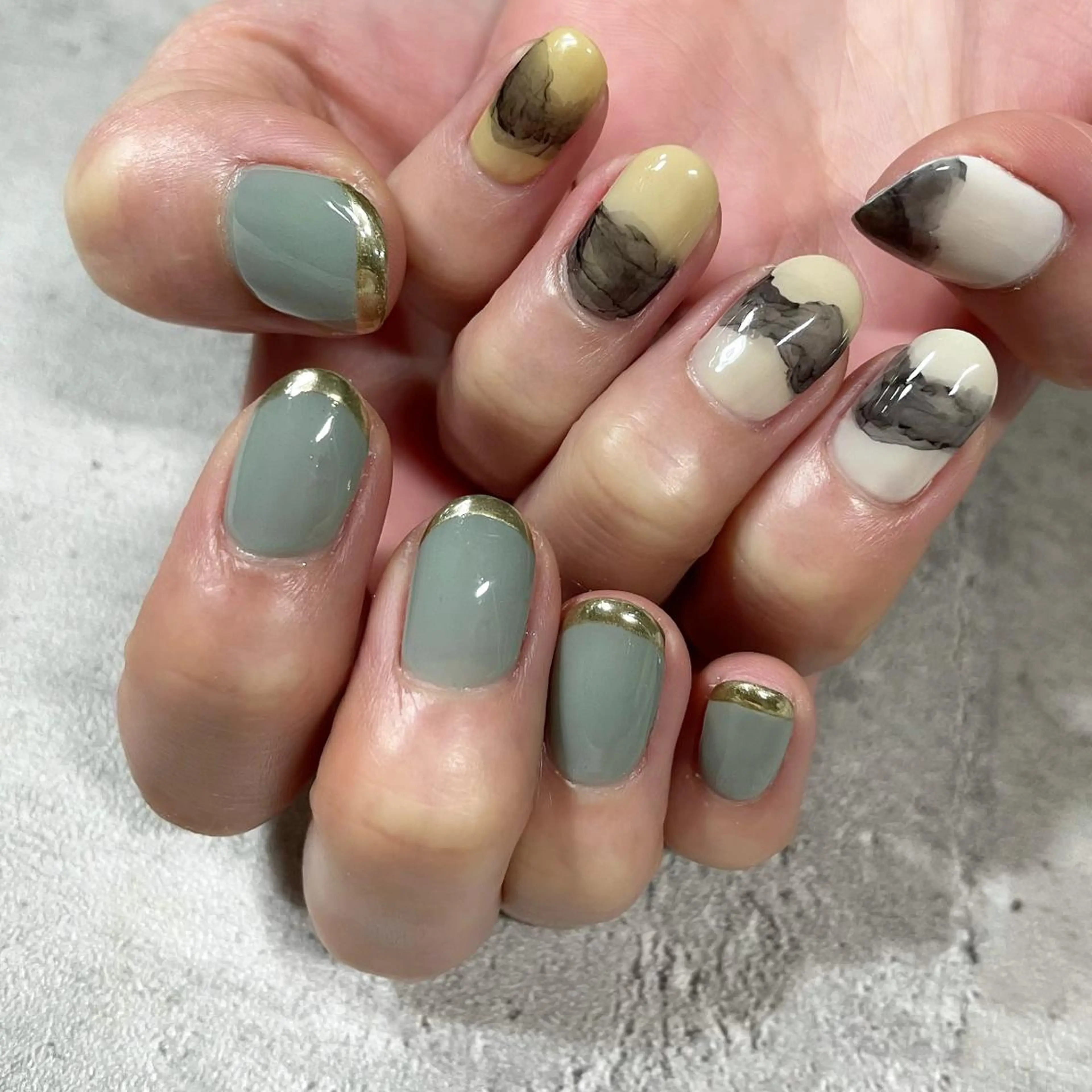 ネイル ジェルネイル 東 千夏のネイルデザイン