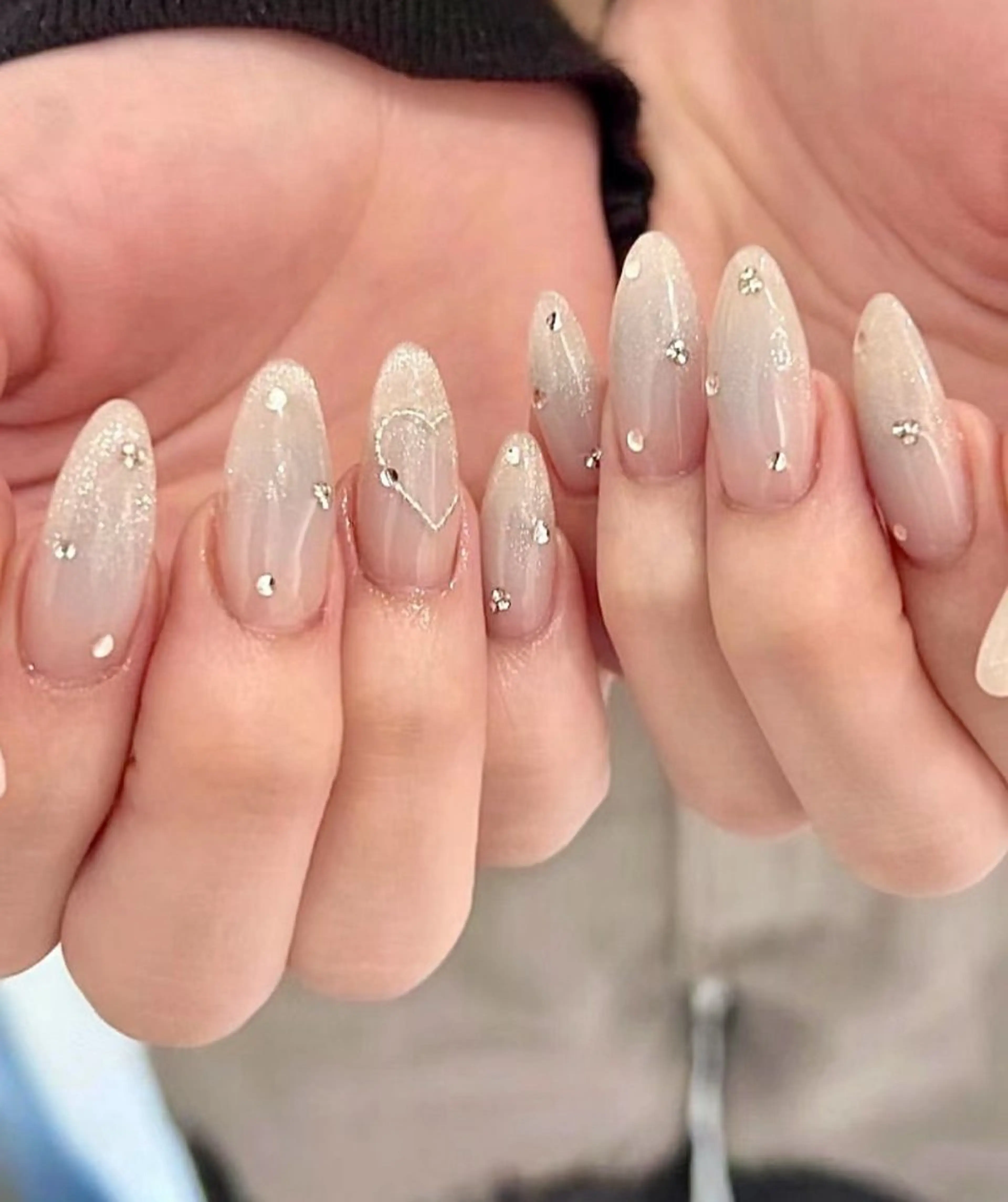 ネイル グラデーション キラキラネイル 韓国ネイル ラメ(グリッター) ラメグラデーション ハンドネイル JJ nail salonのネイルデザイン