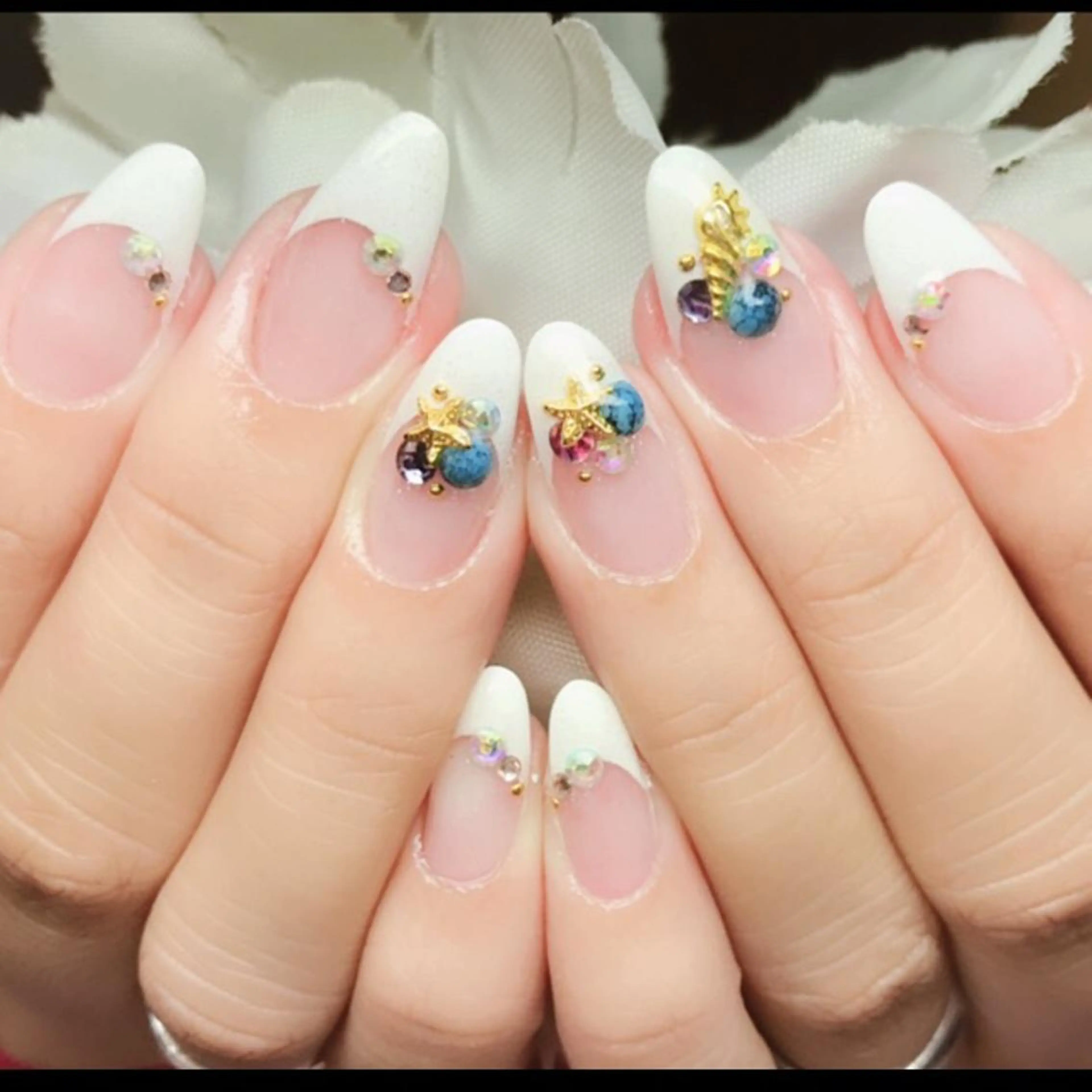 ネイル ハンドネイル Ｎail Ｓalon ertiのネイルデザイン