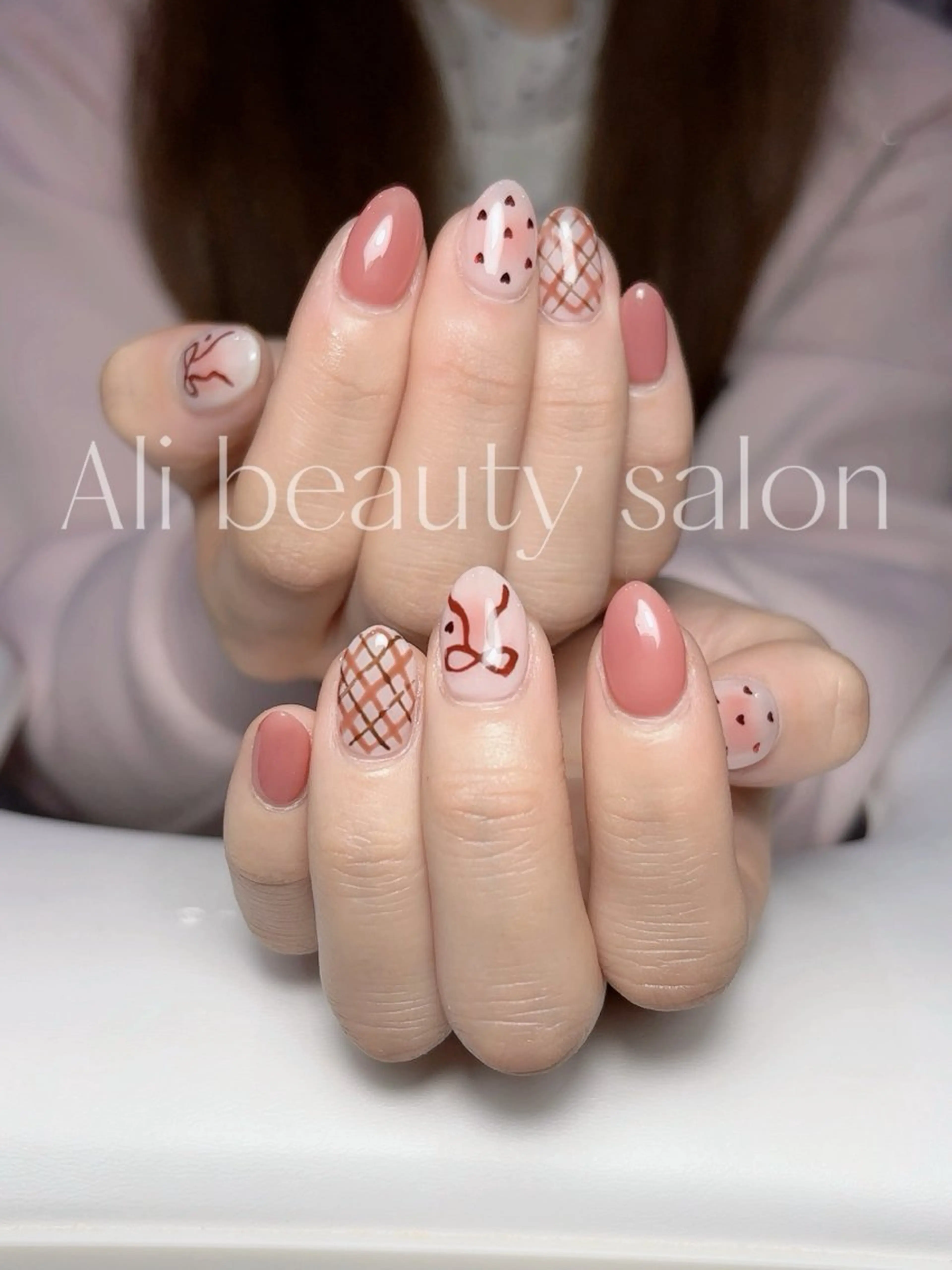 ネイル チークネイル 持ち込み リボン ハンドネイル Ali 新小岩 ネイル専門のネイルデザイン