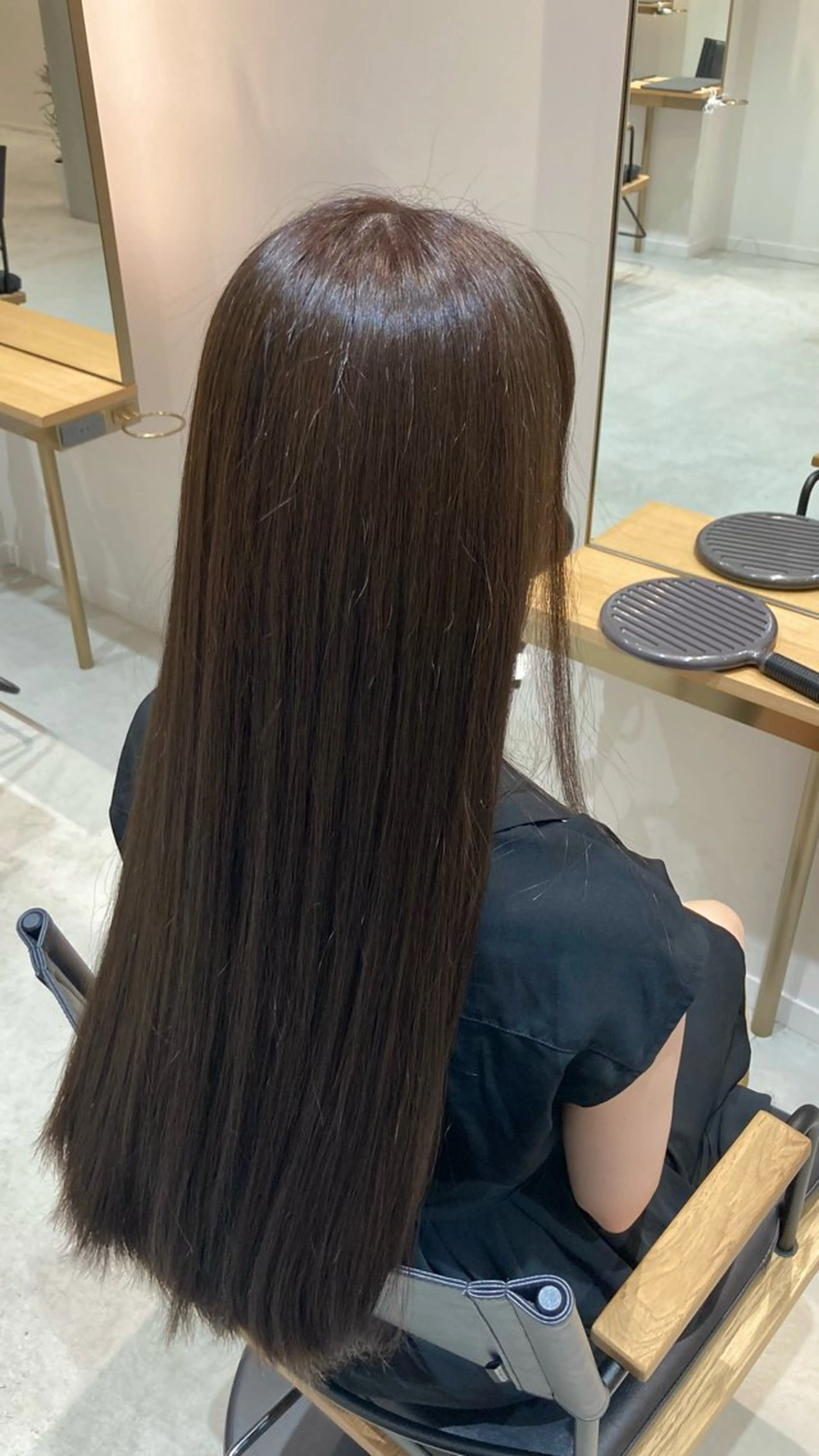 ロング カラー オリーブカラー CYAN.栄店所属・久野 紗愛のヘアスタイル