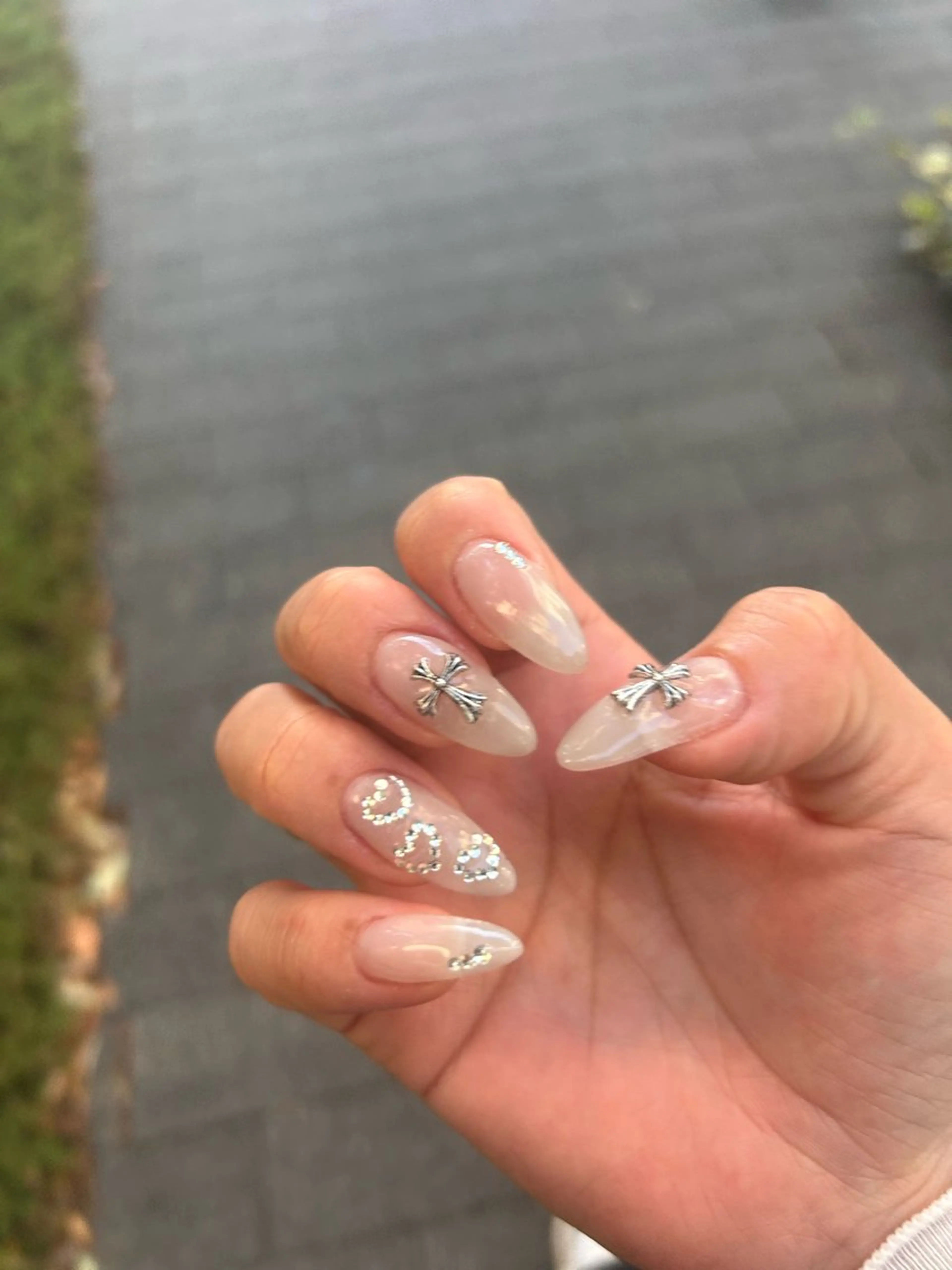 ネイル ハンドネイル EmaNail🎀 Haaruのネイルデザイン