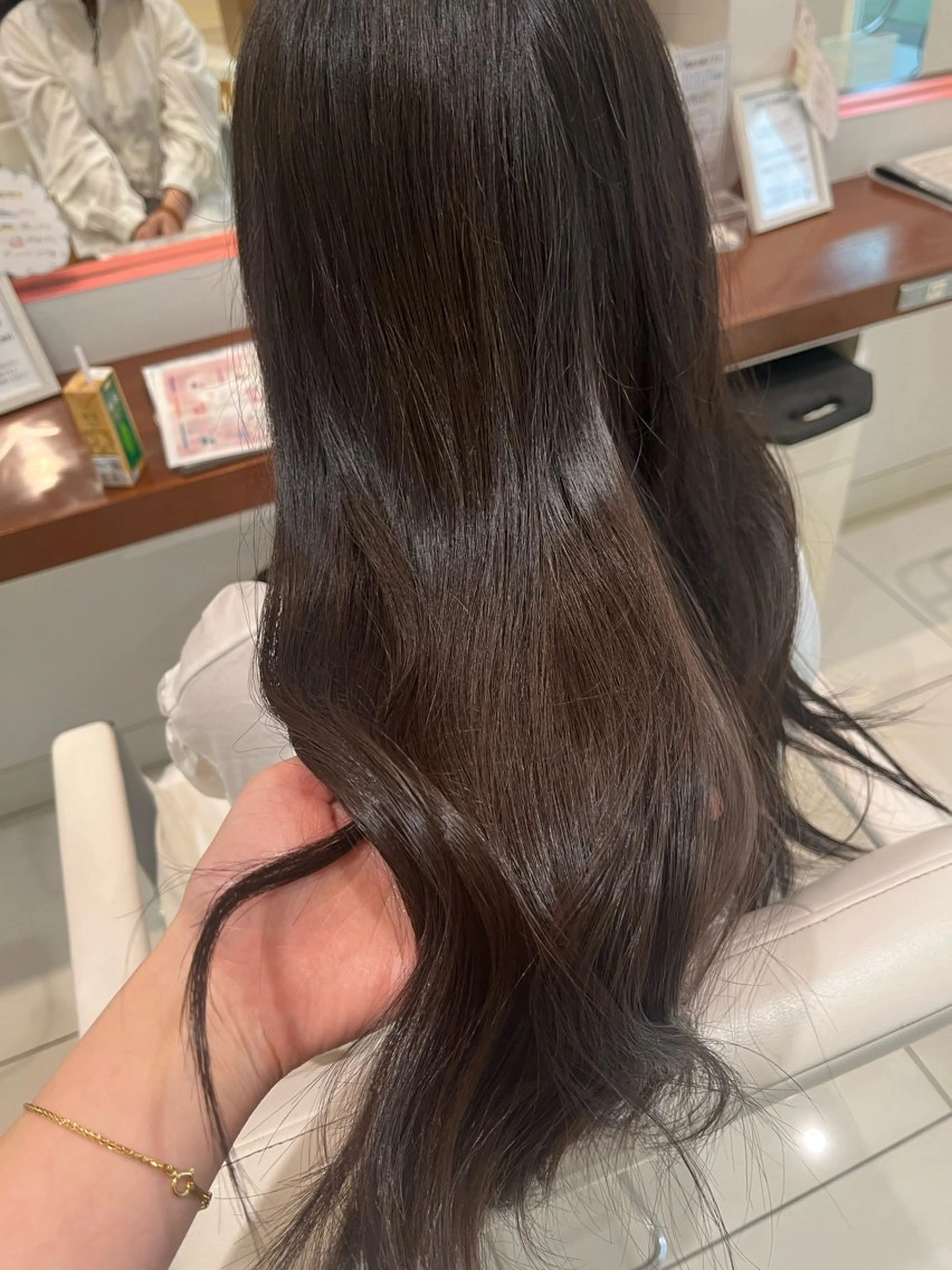 ロング カラー 似合わせ 垢抜け🌟 AKINOのヘアスタイル