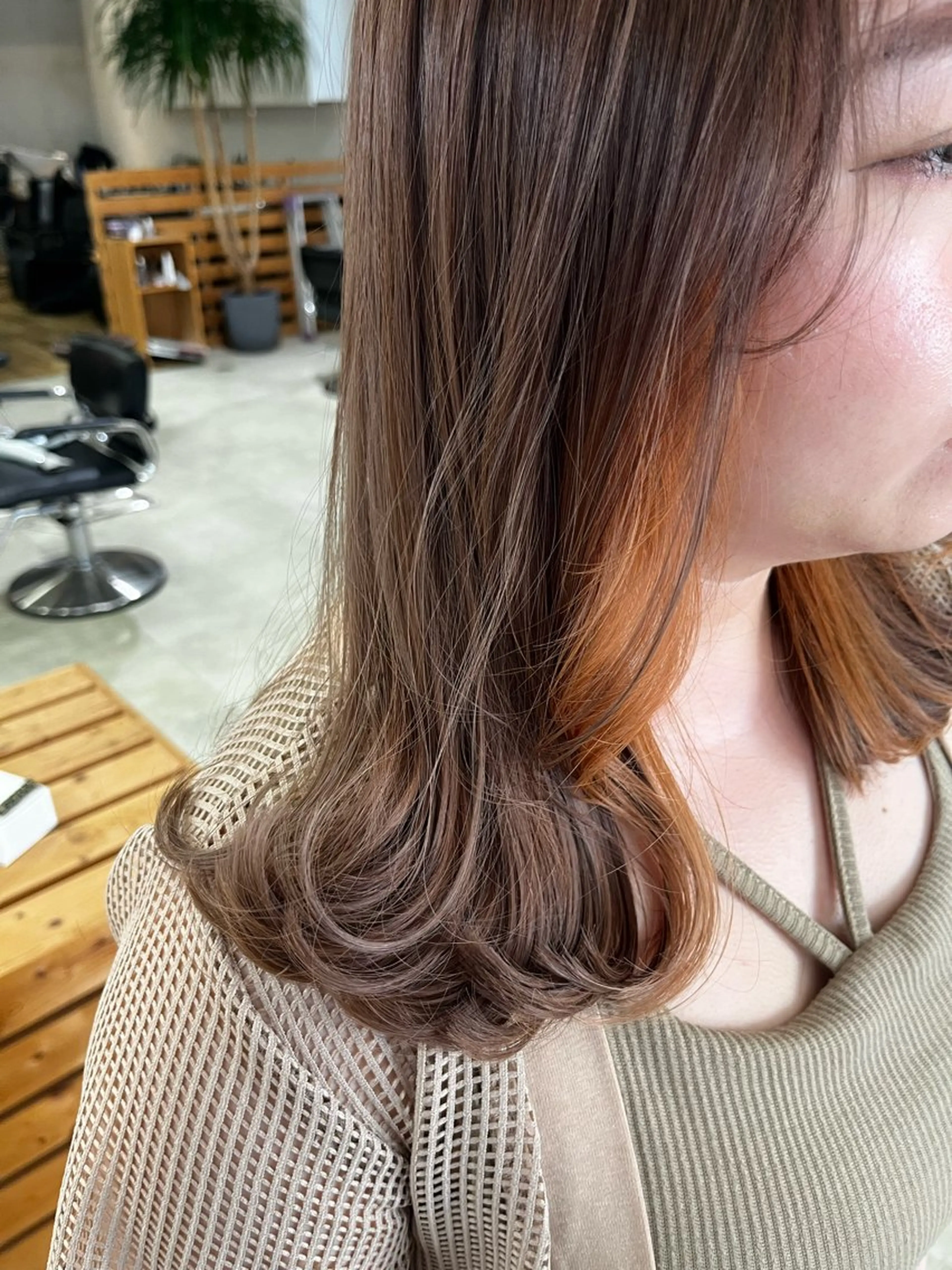 カラー hoNua. 栄/透明感カラーのヘアスタイル