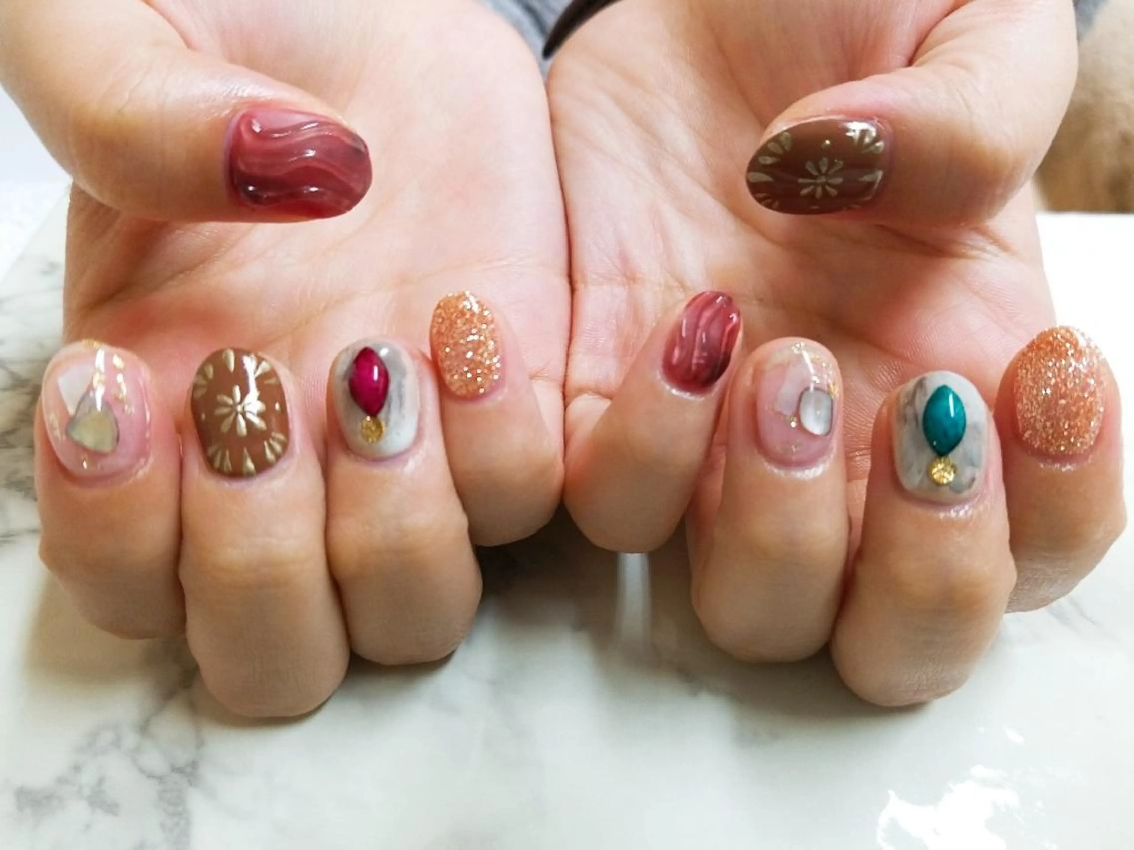 ネイル 河野ちえ (雑誌掲載サロン)のネイルデザイン