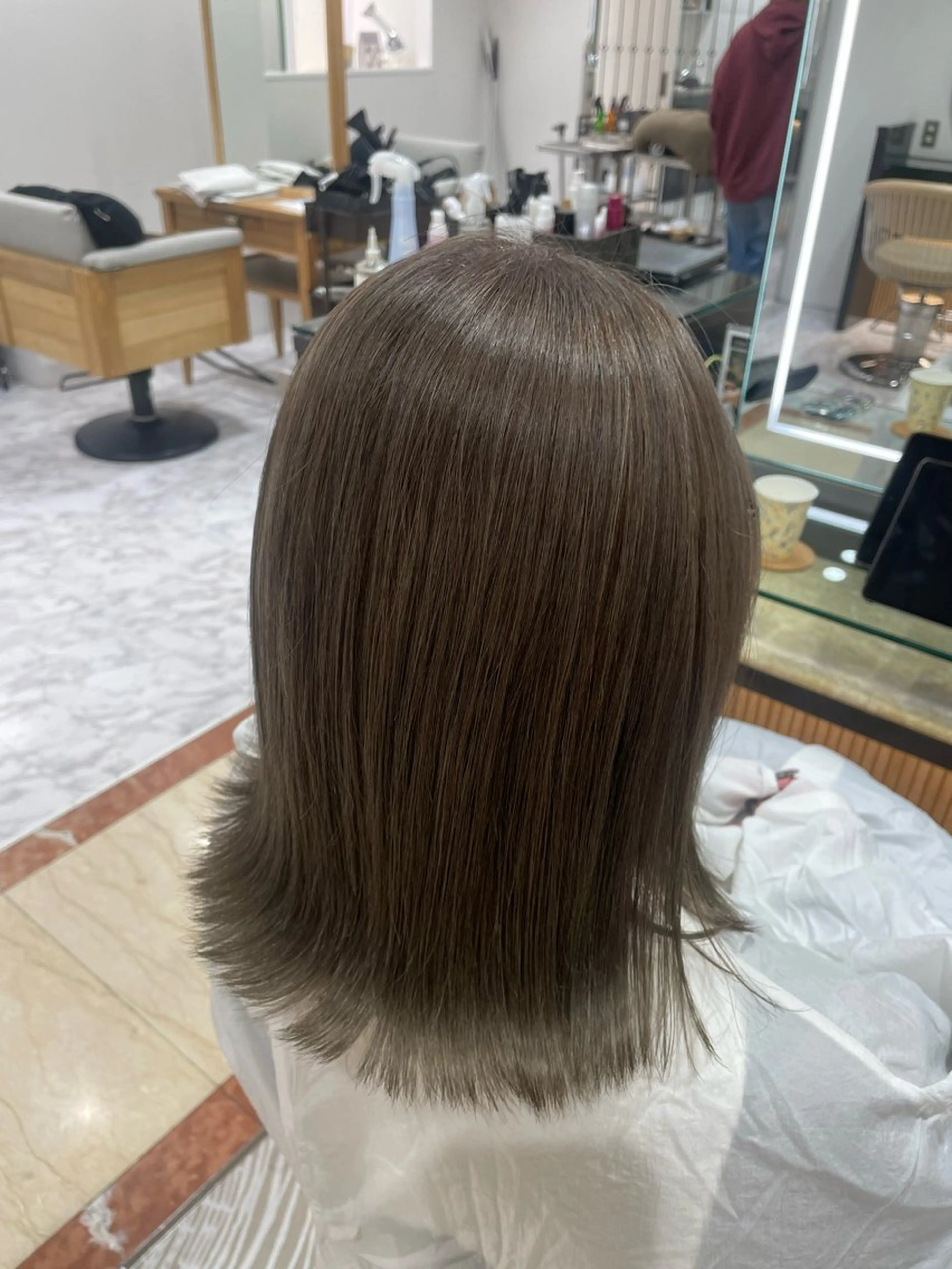 セミロング カラー ブリーチ グレージュ ヘアカラー 韓国風/亀之園 涼のヘアスタイル