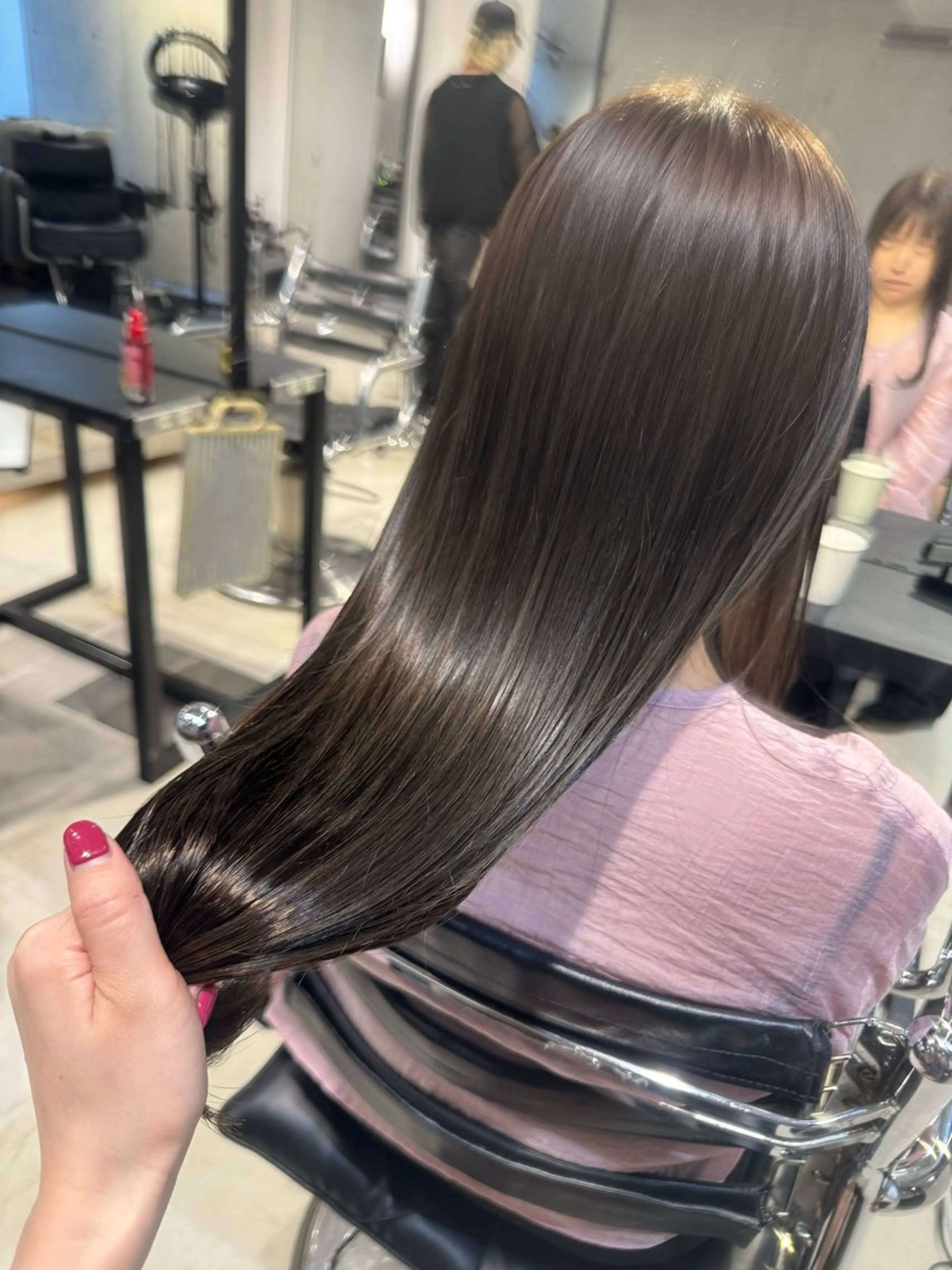 セミロング カラー パーマ ヘアアレンジ カット ヘアカラー 縮毛矯正 トリートメント ヘアセット 透明感/オリーブ/ グレージュ/YUKAのヘアスタイル