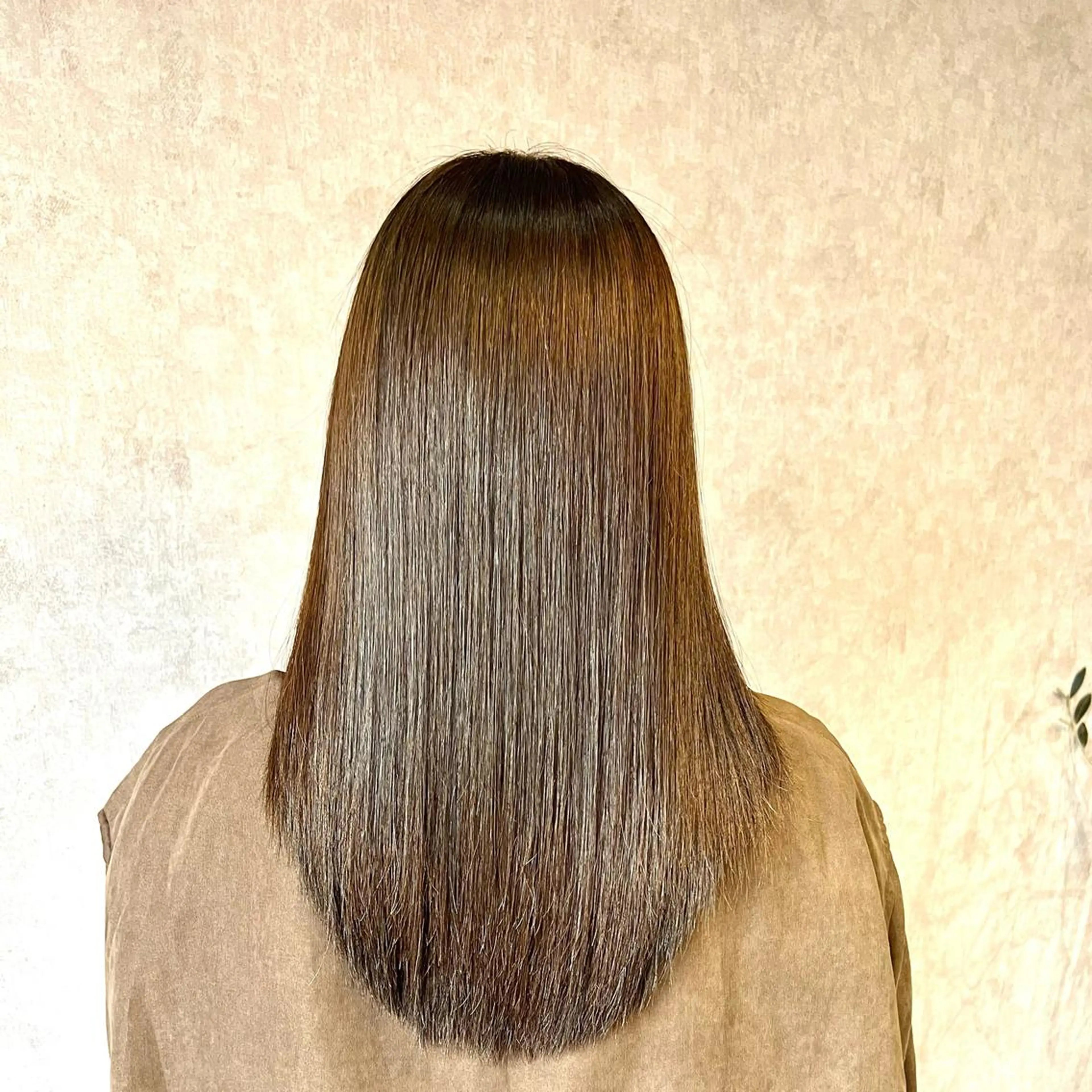 ロング 髪質改善 縮毛矯正 成田 和樹のヘアスタイル