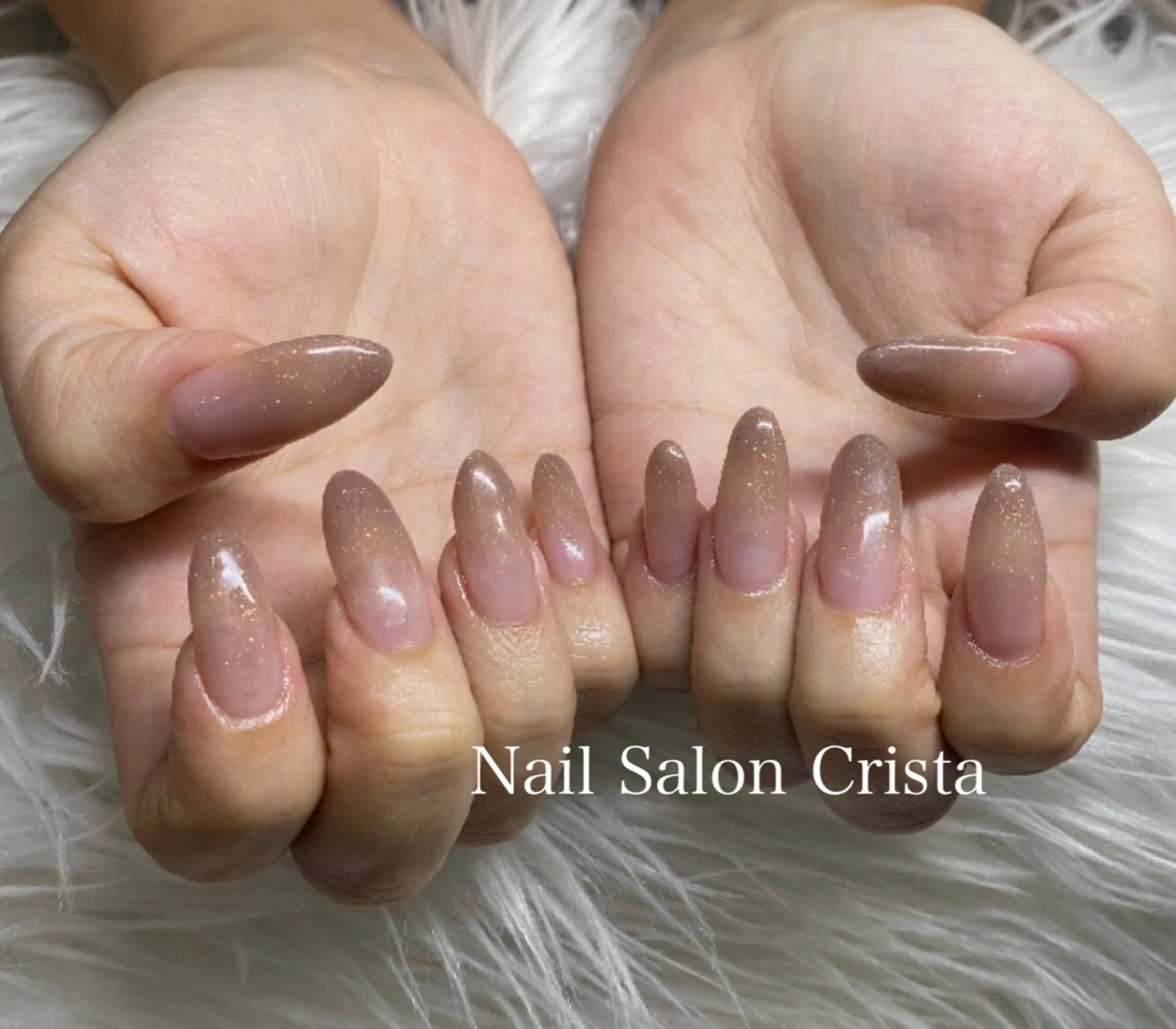ネイル ジェルネイル グラデーション パラジェル CRISTA MOMOのネイルデザイン