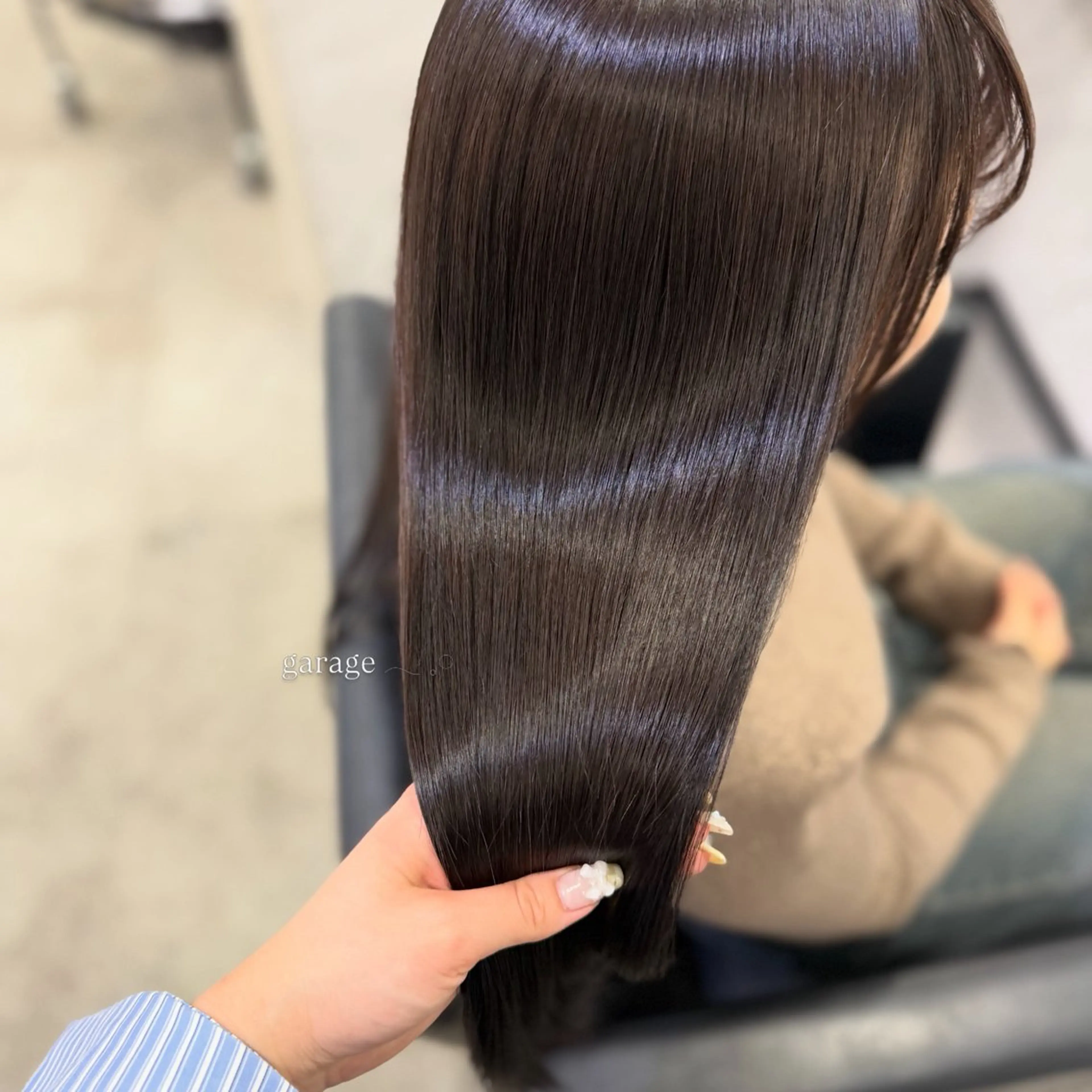 カラー グレージュ 🫧ララモアナ nanatsu🫧のヘアスタイル