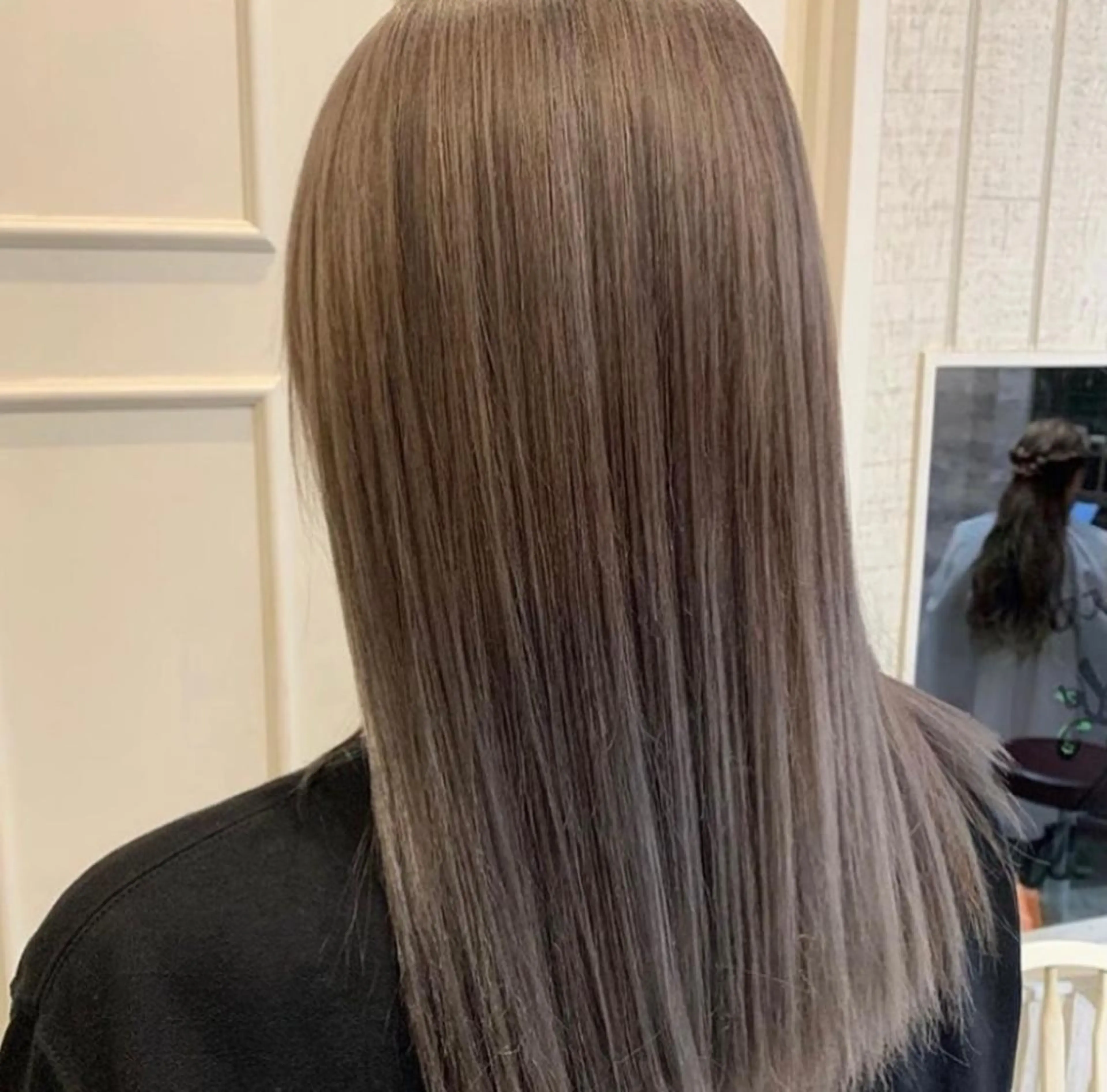 セミロング カラー 🫟Blanco🫟 Color&Careのヘアスタイル
