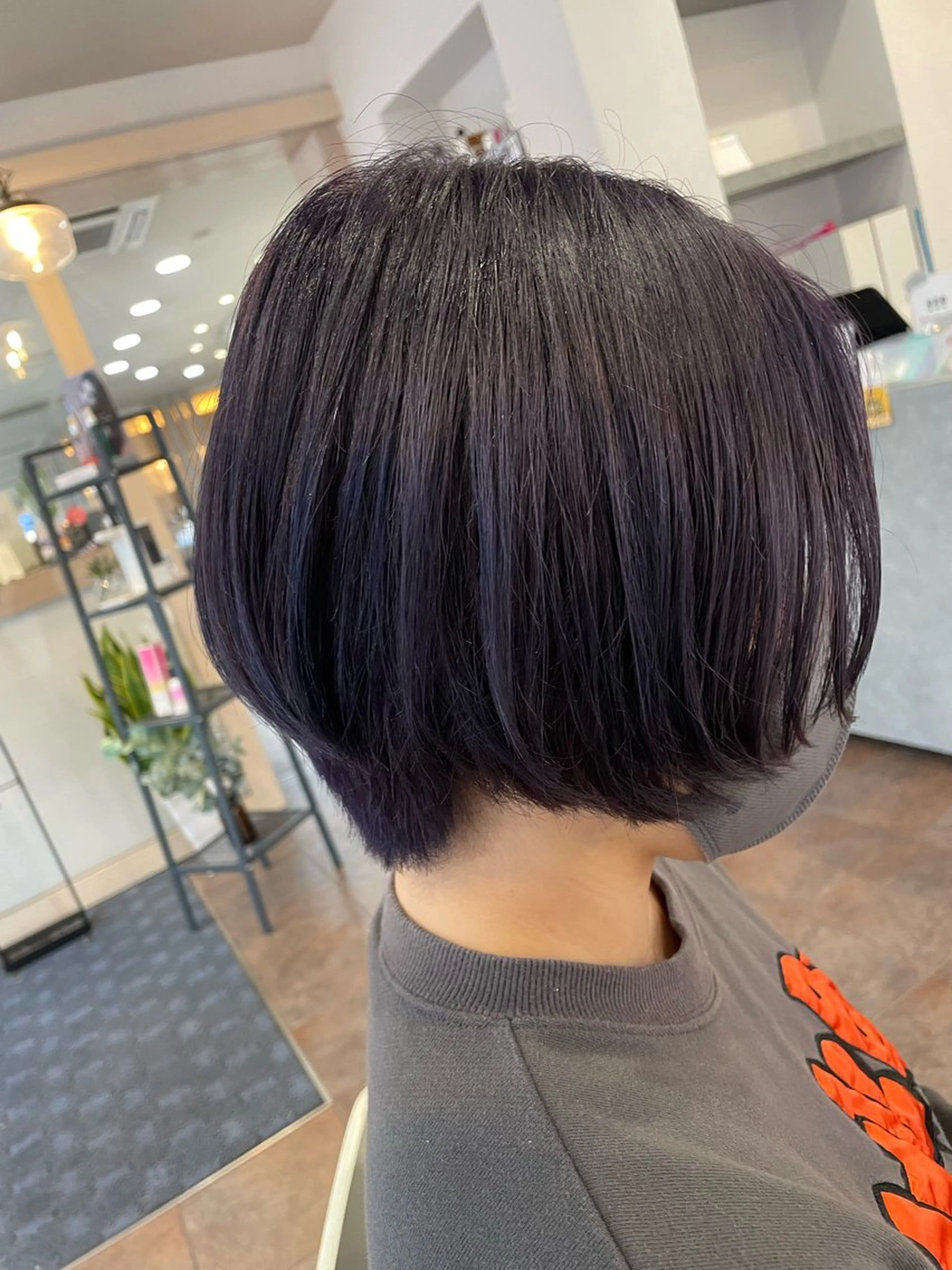 ミディアム パープルカラー ナチュラルカラー 児玉優香のヘアスタイル