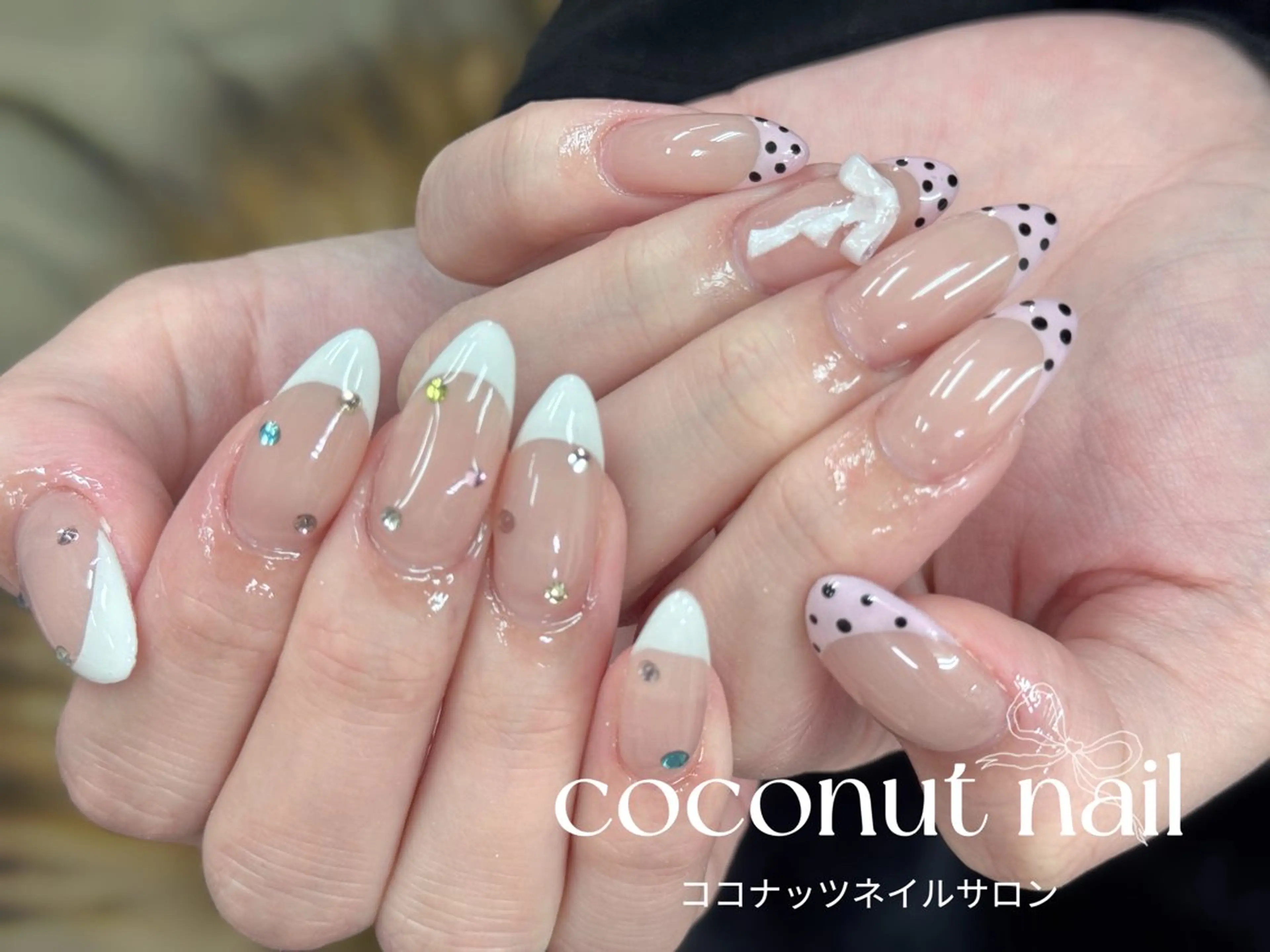 ネイル べっ甲ネイル フレンチネイル キラキラネイル マグネットネイル 大理石ネイル(マーブル) ハンドネイル 神田 ココナッツのネイルデザイン