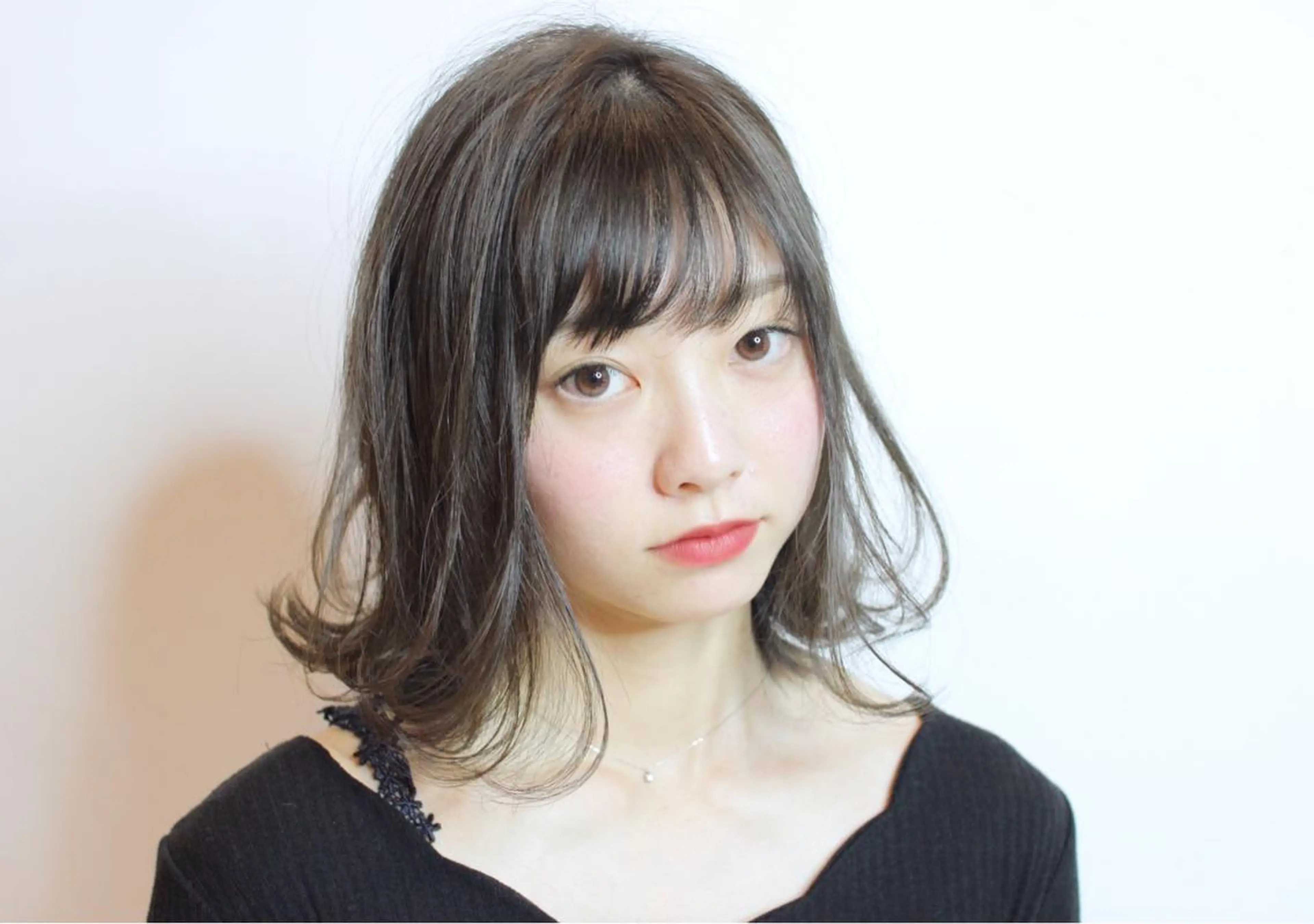 ショート カラー パーマ ヘアアレンジ トレンドヘア🩶 艶髪🩶yoshiのヘアスタイル