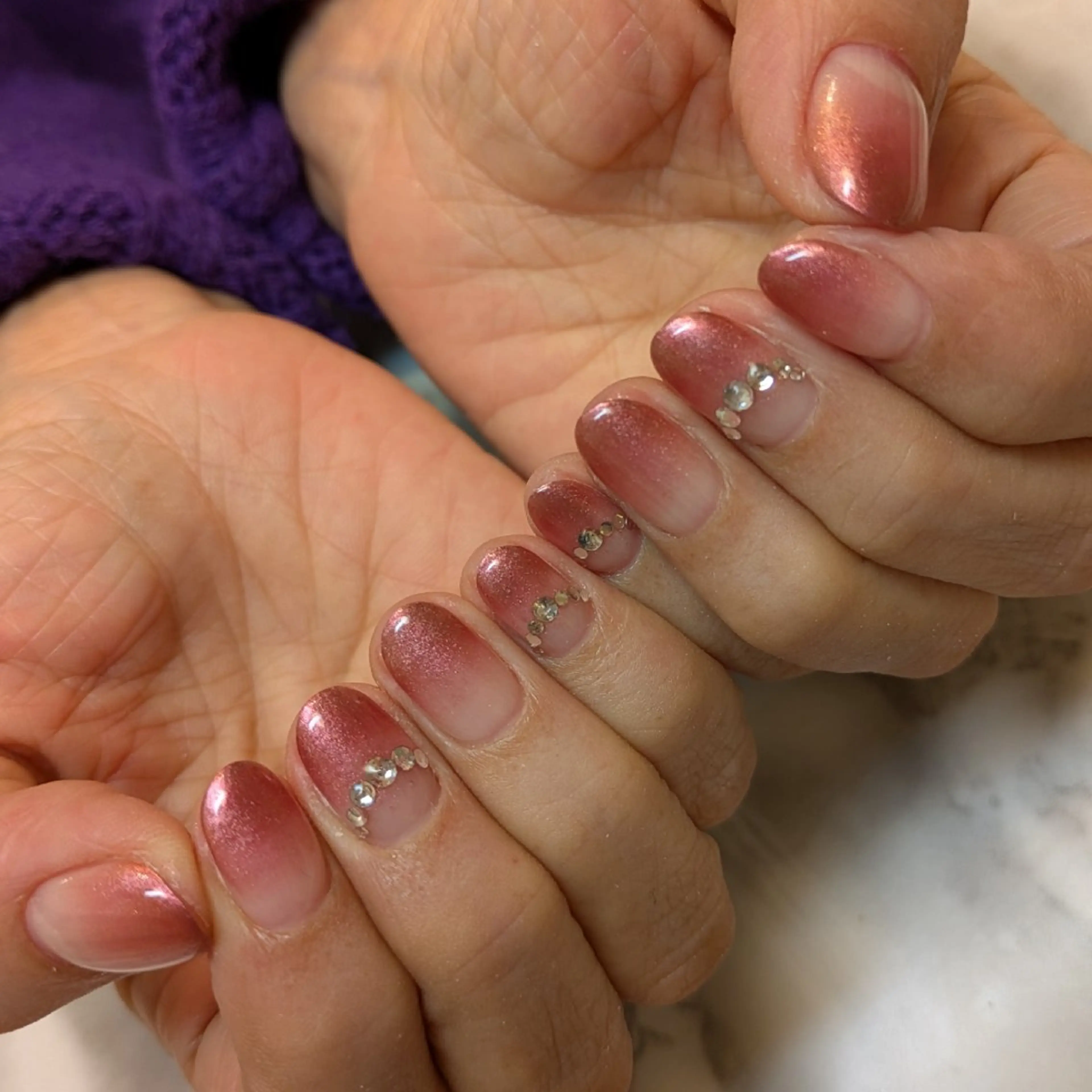 ネイル グラデーション ジェヌインネイル 河内のネイルデザイン