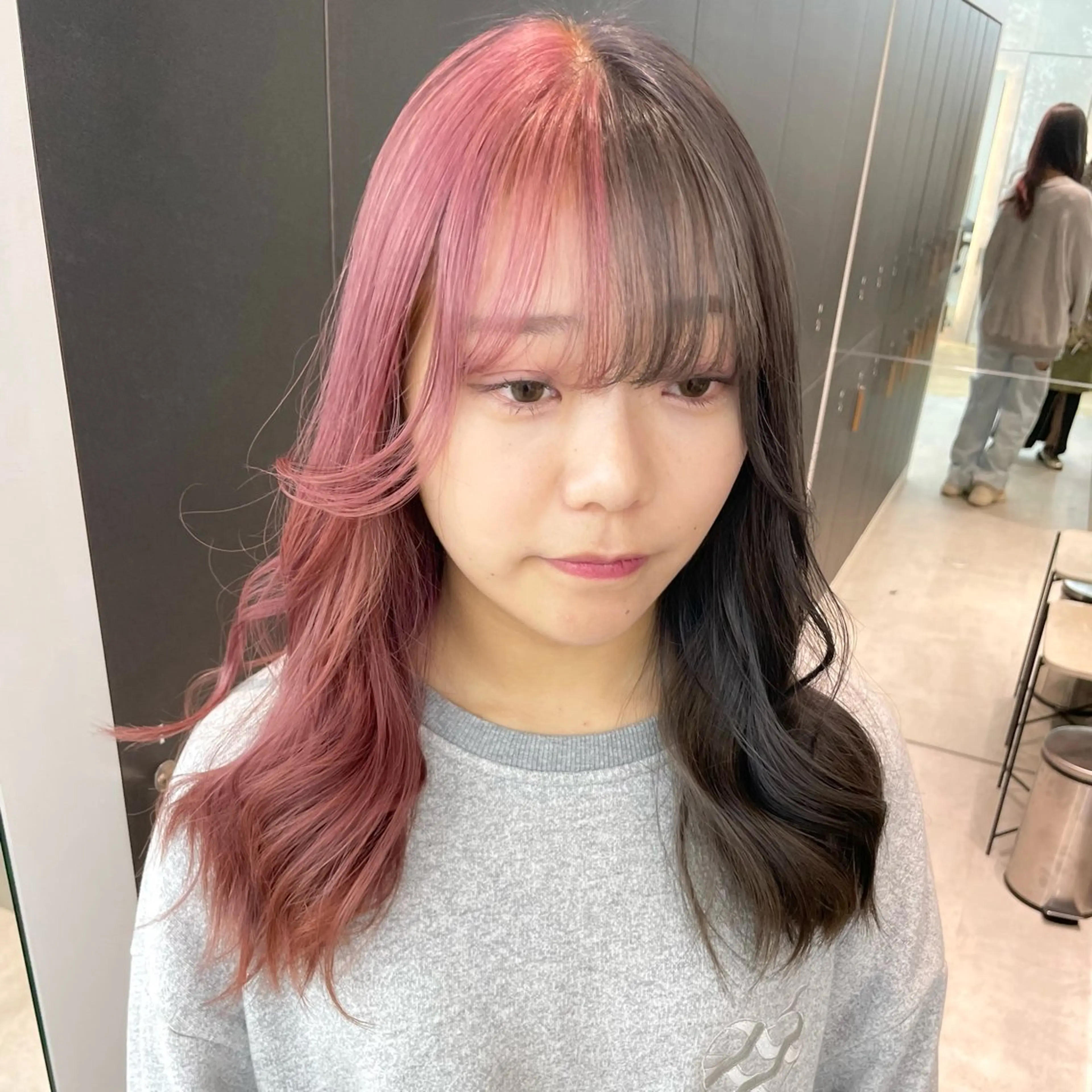 セミロング カラー カット ヘアカラー トリートメント ♥️ブリーチ/ボブ/ レイヤー♥️maiのヘアスタイル