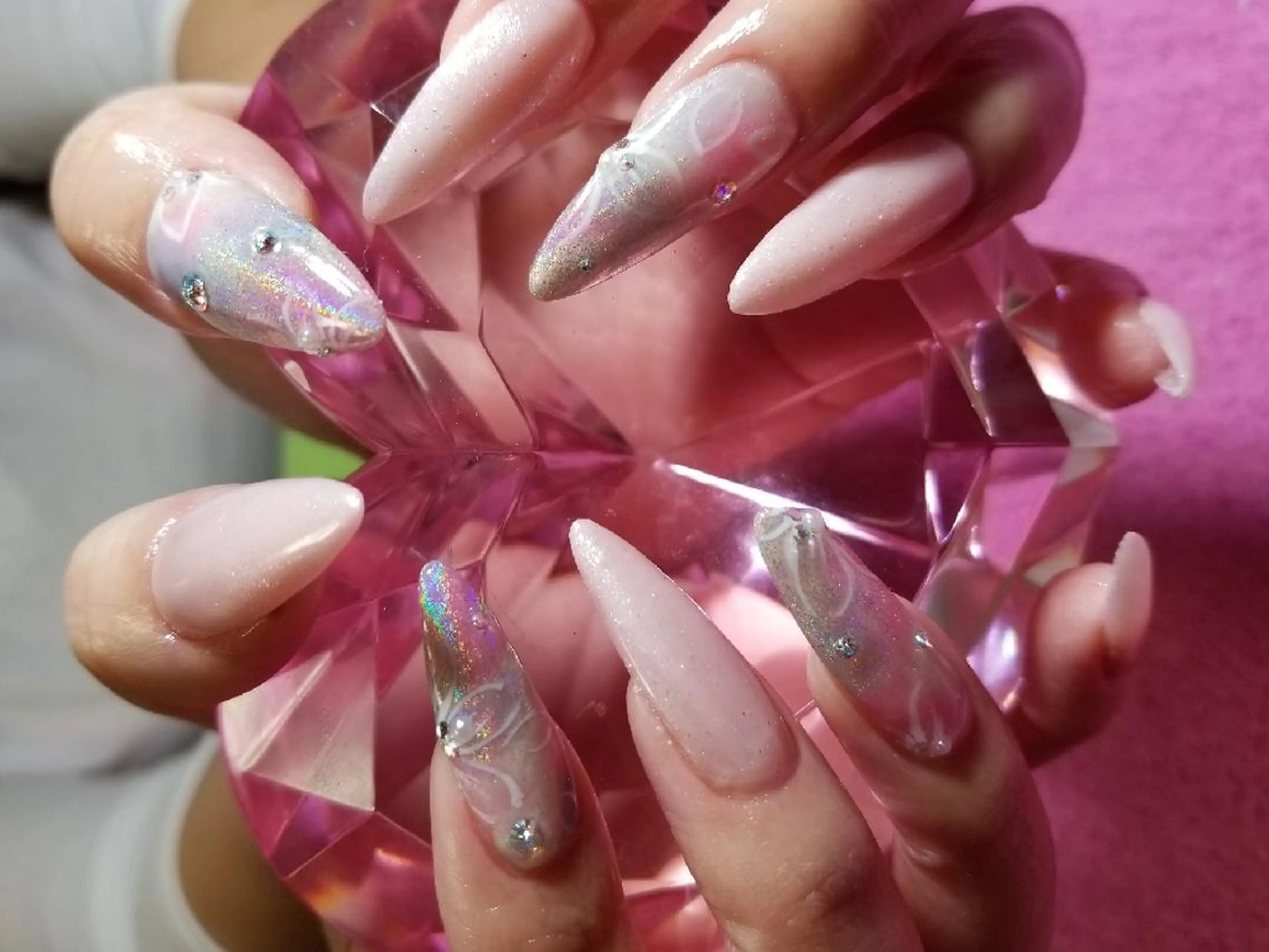 ネイル セミロング アートネイル フラワーネイル ミラーネイル ニュアンスネイル ハンドネイル mamo nailのネイルデザイン