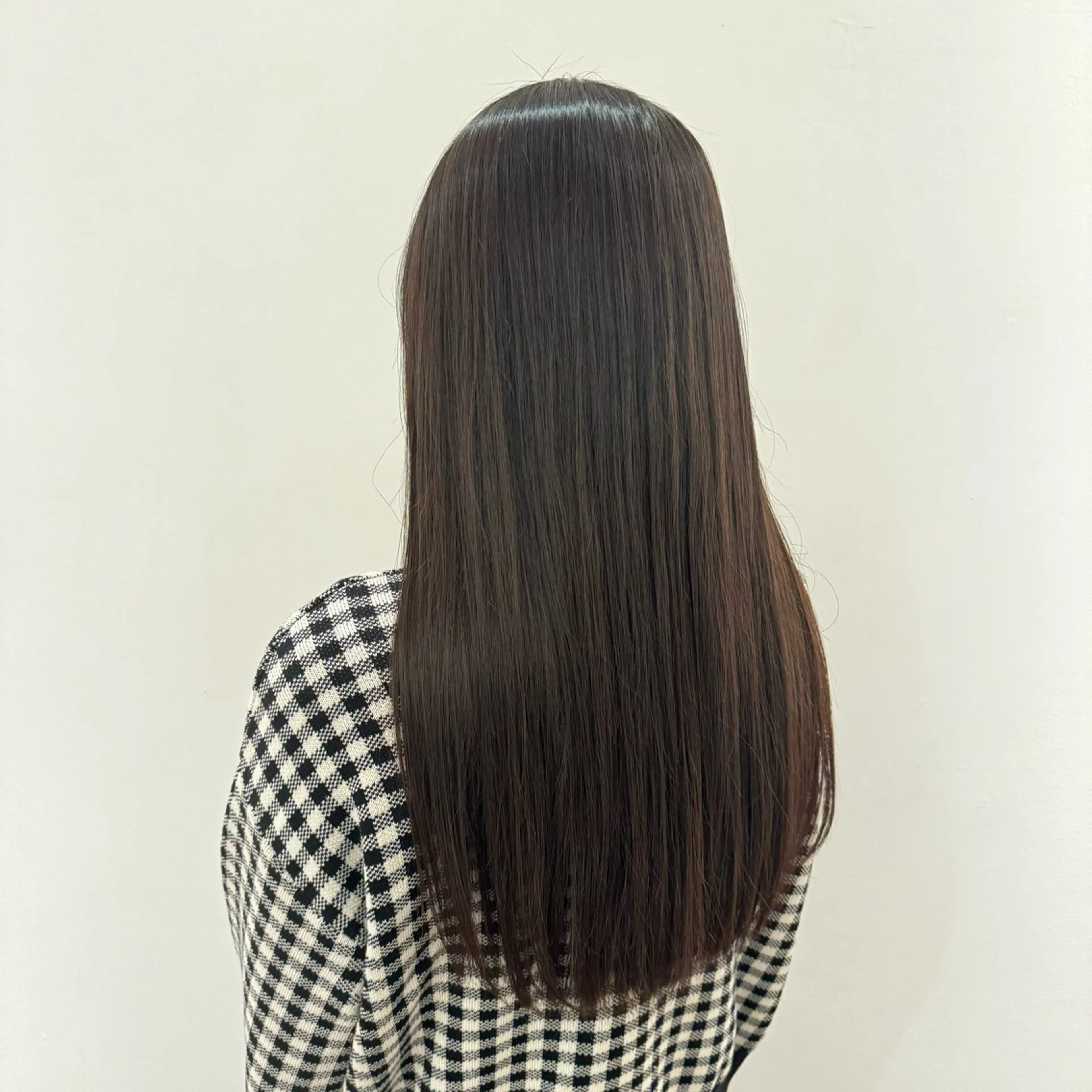 ロング 吉田 新平のヘアスタイル