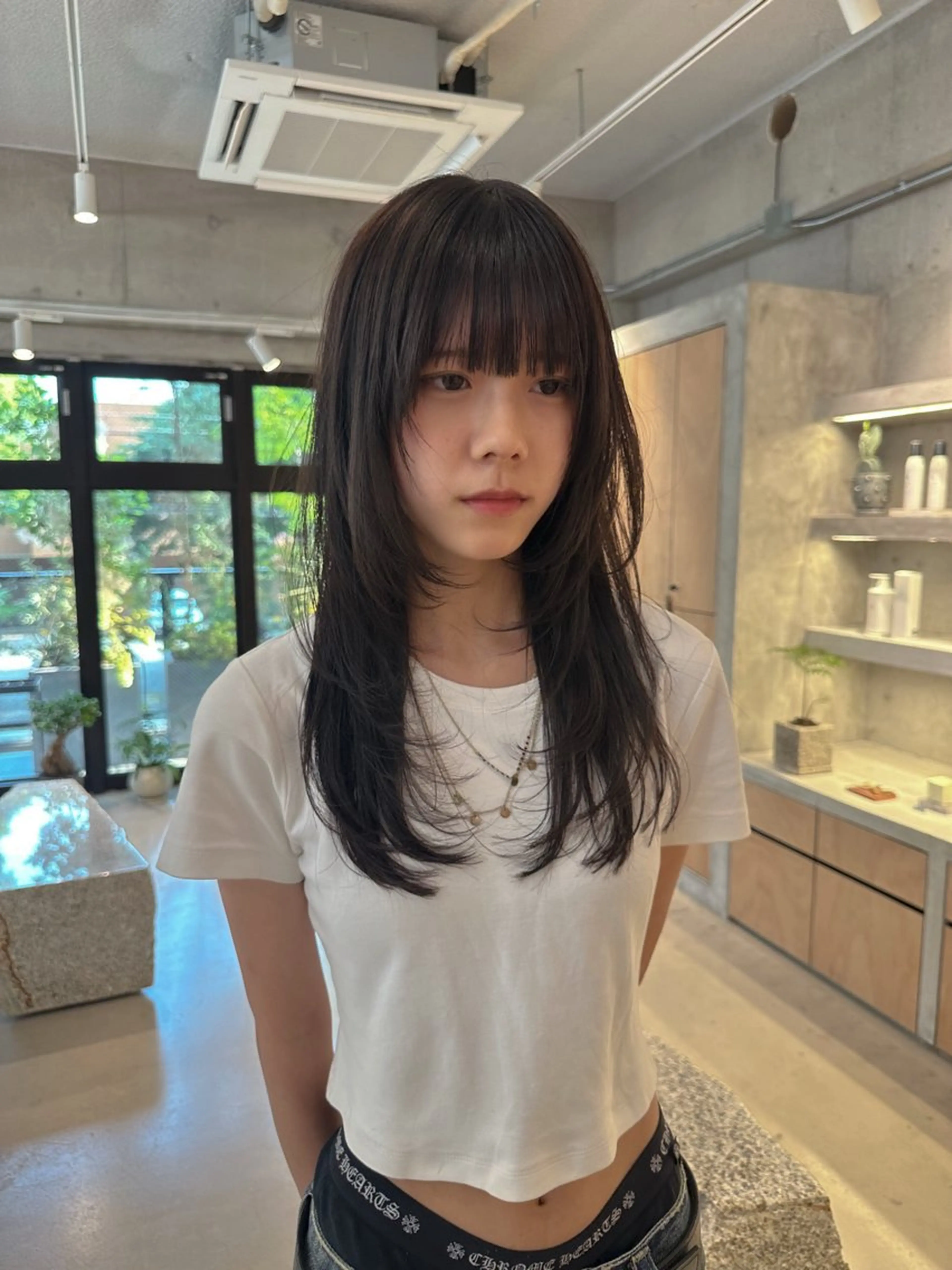 ミディアム ミディアムレイヤー 顔周りカット レイヤーカット 栄/レイヤーカット /オリーブ/傑🦥のヘアスタイル