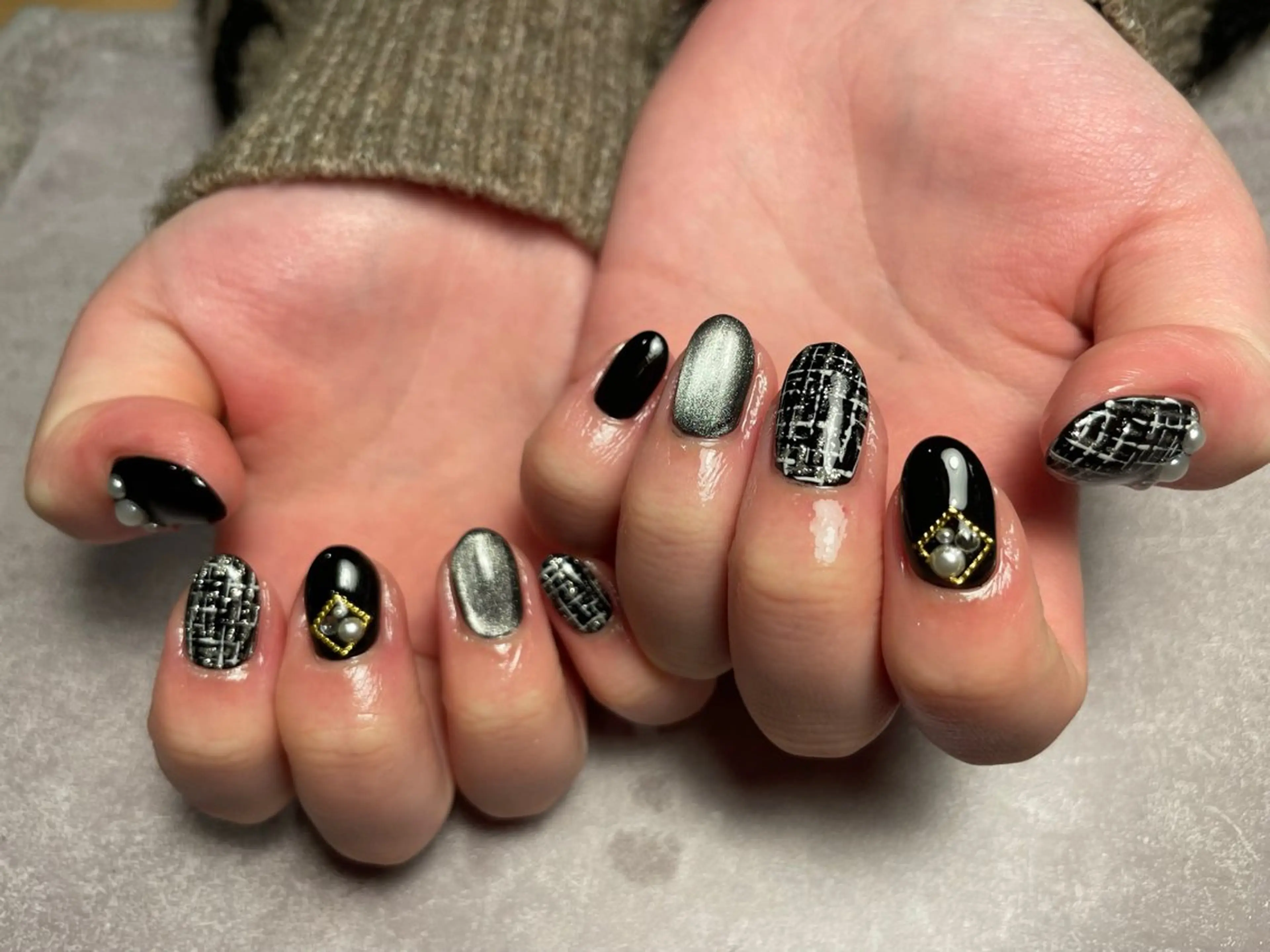 ネイル ツイードネイル ハンドネイル tliengle ［ﾄﾘｱﾝｸﾞﾙ］のネイルデザイン