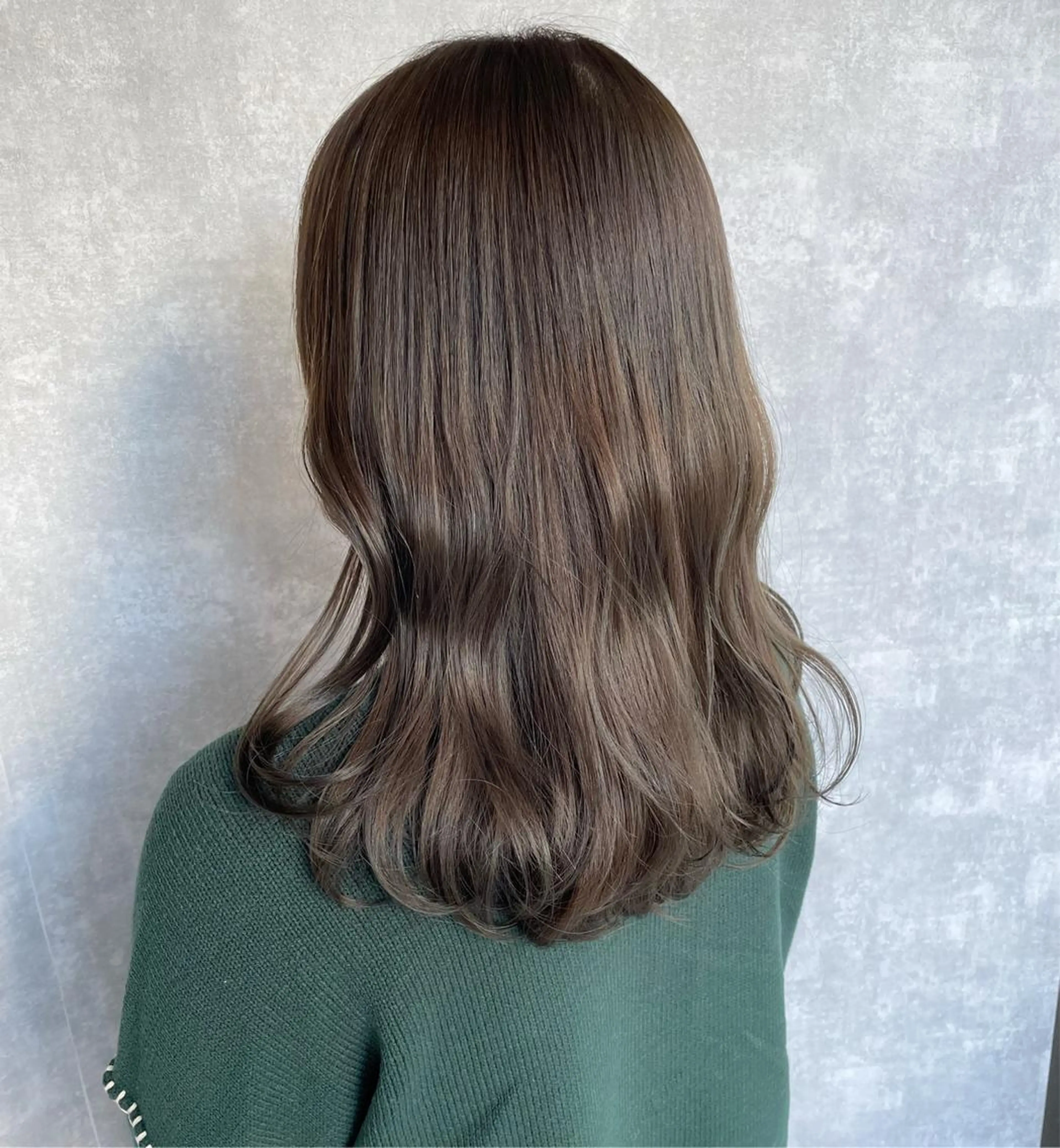 セミロング カラー 【完全個室】髪質改善 暖色カラー/山崎唯奈のヘアスタイル