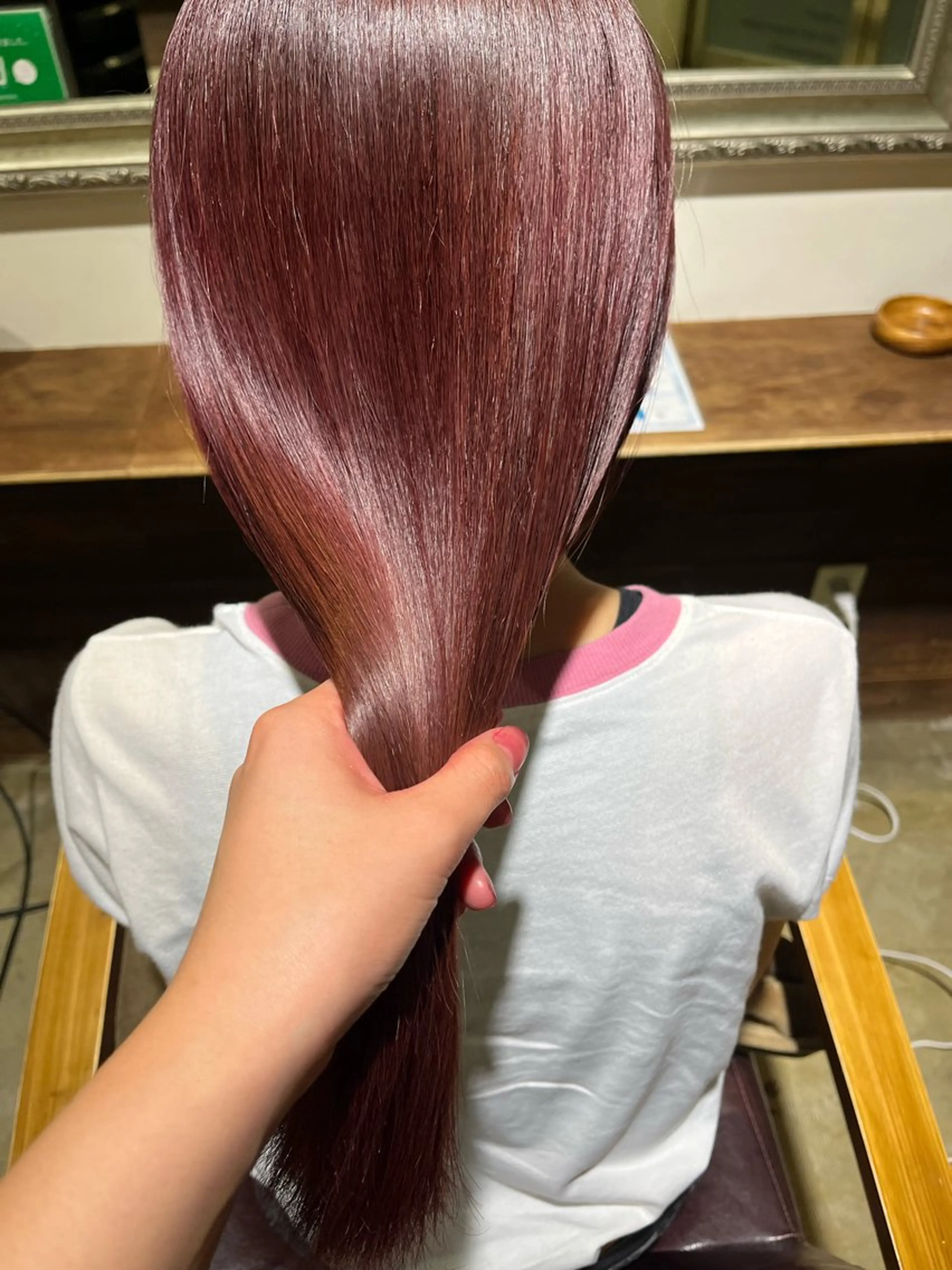 カラー ブリーチ ダブルカラー ブリーチなしカラー えんぐちとも／透明感 カラー／博多ボブのヘアスタイル