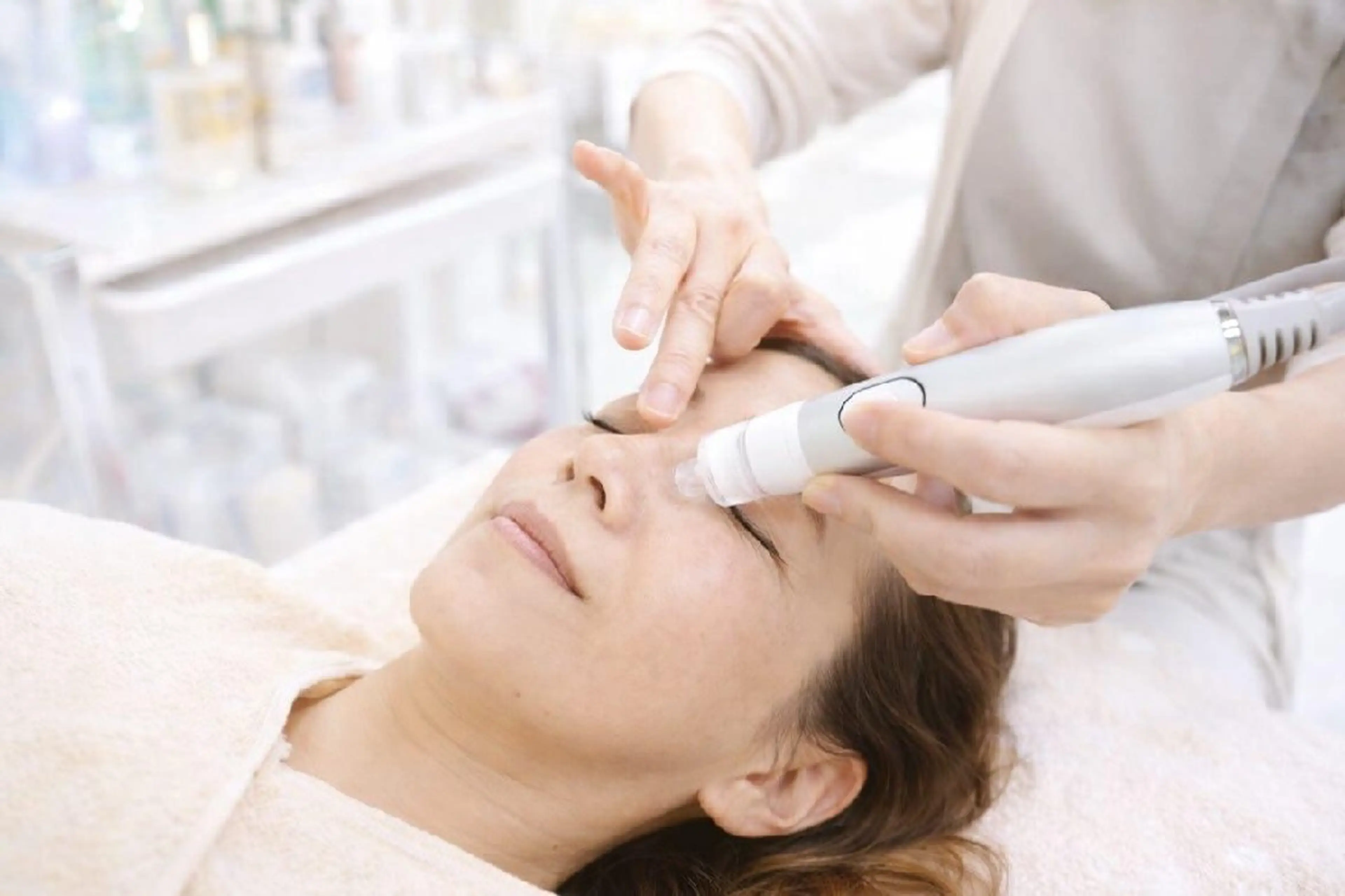 ハイドロピーリングの写真