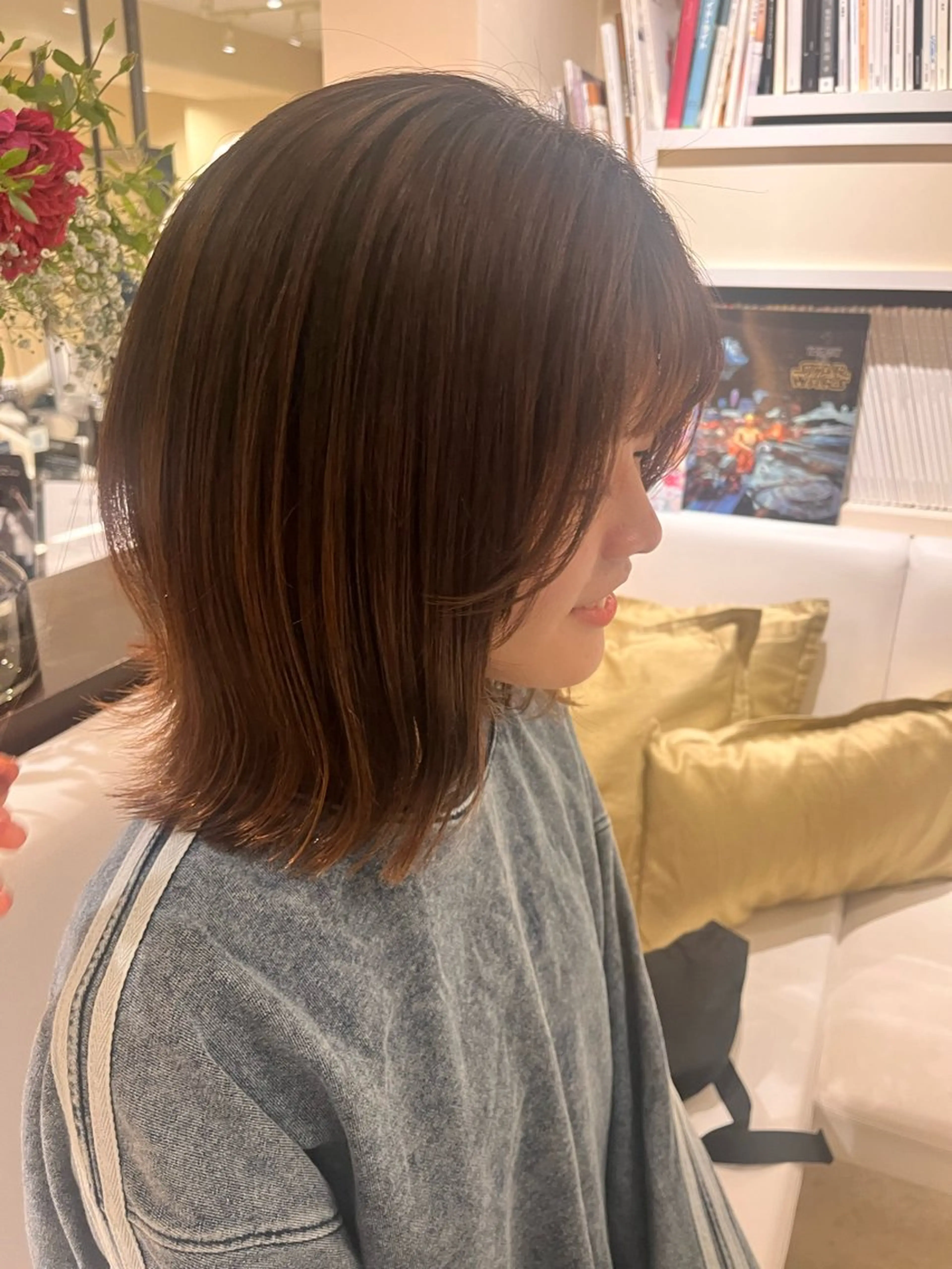 ミディアム 柴田 葉月のヘアスタイル