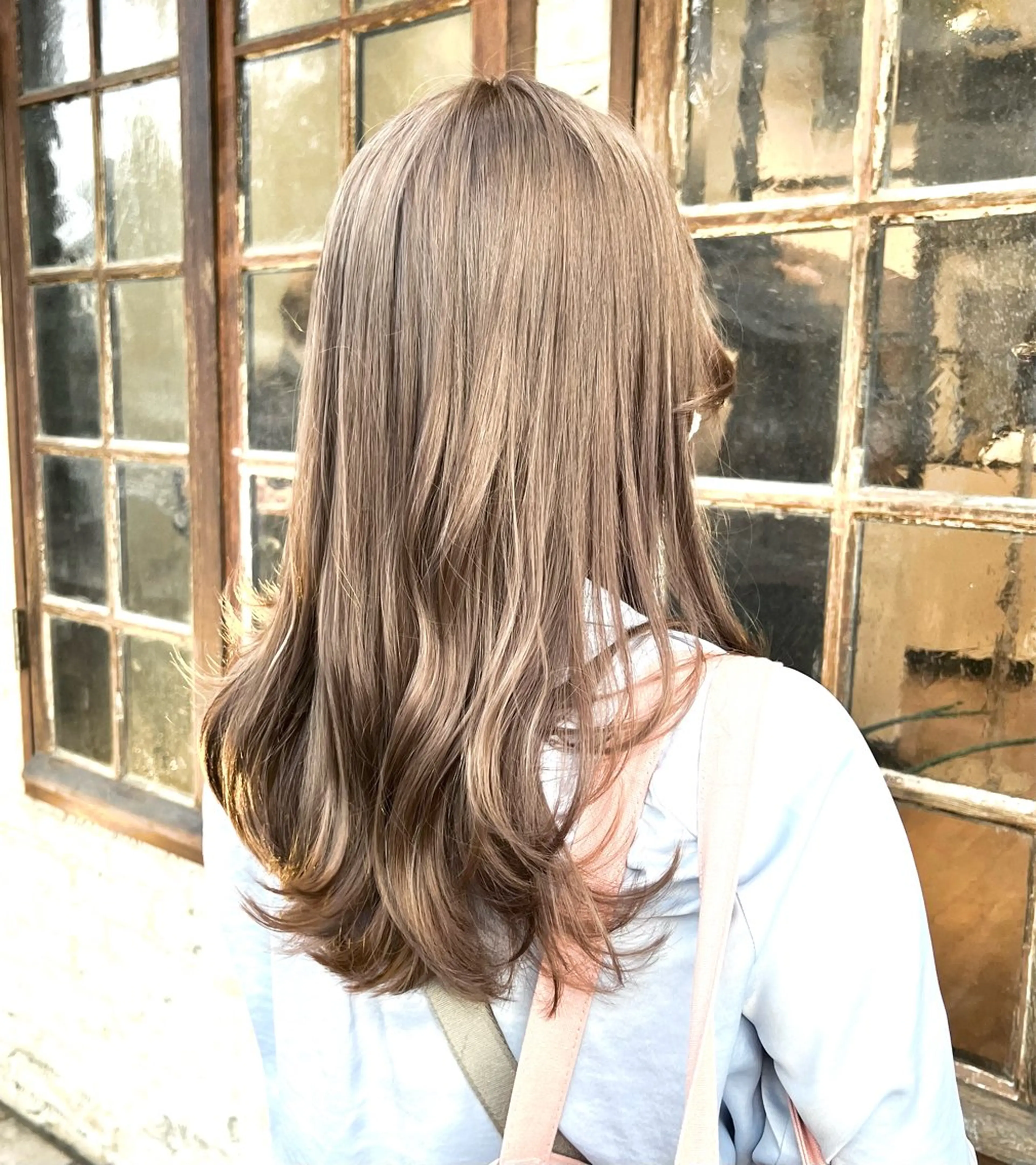 ロング ダブルカラー 透明感カラー/タイラのヘアスタイル