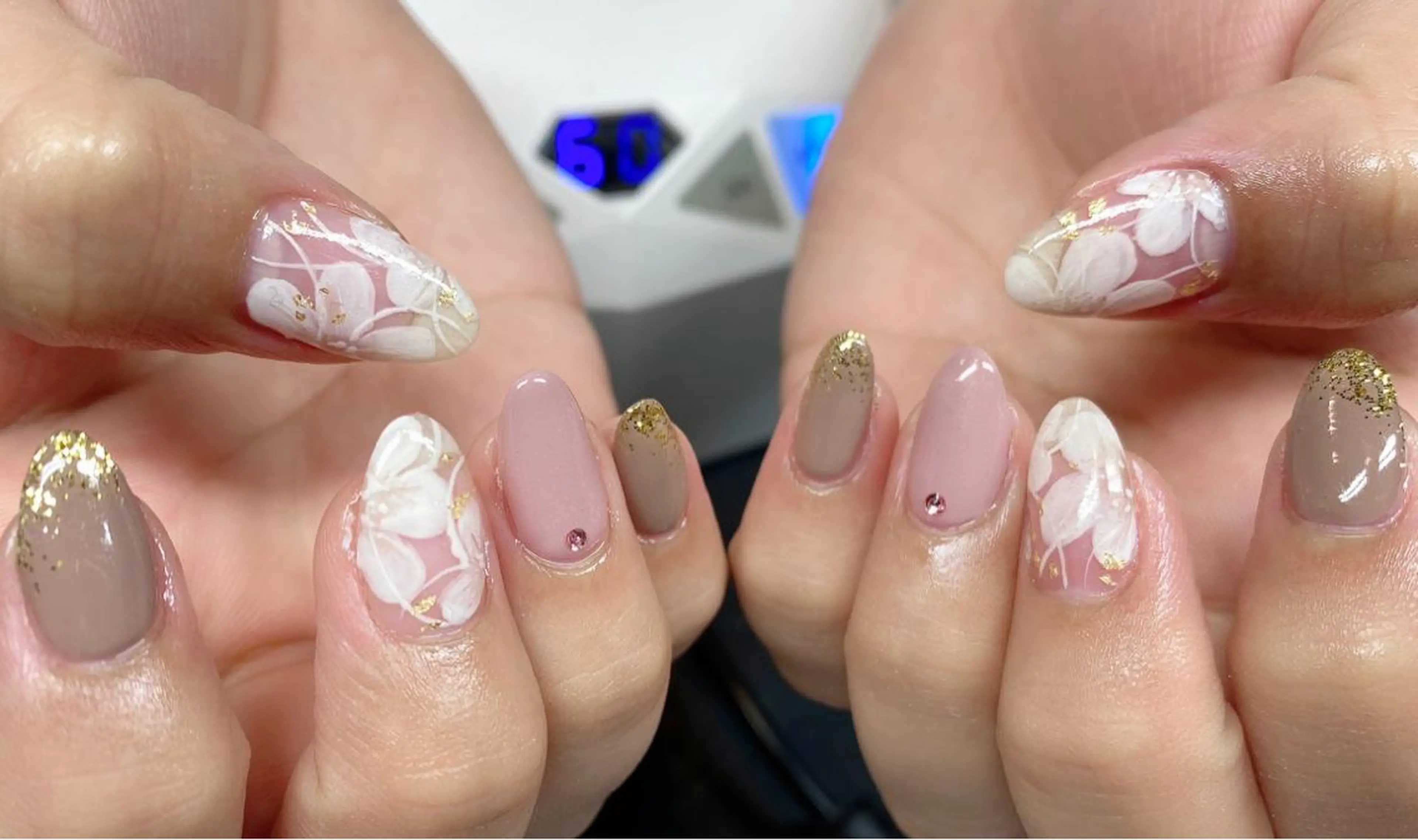 ネイル MYU Nails所属・ニュアンスネイル🌈 MYU Nailsのネイルデザイン