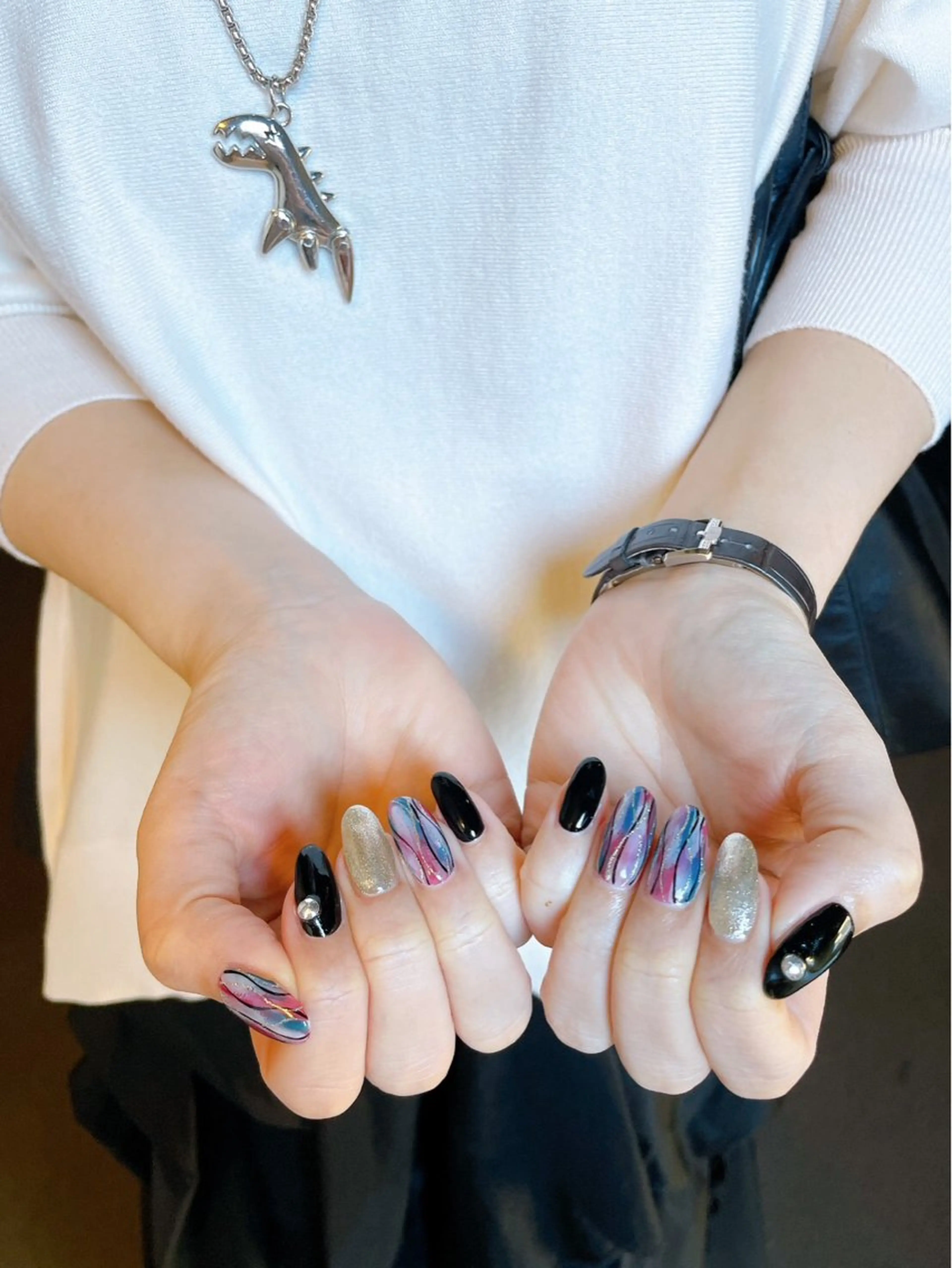 ネイル ジェルネイル 韓国ネイル マグネットネイル メンズネイル パラジェル ハンドネイル kiki nail &brow二子玉川の眉毛・アイブロウイメージ