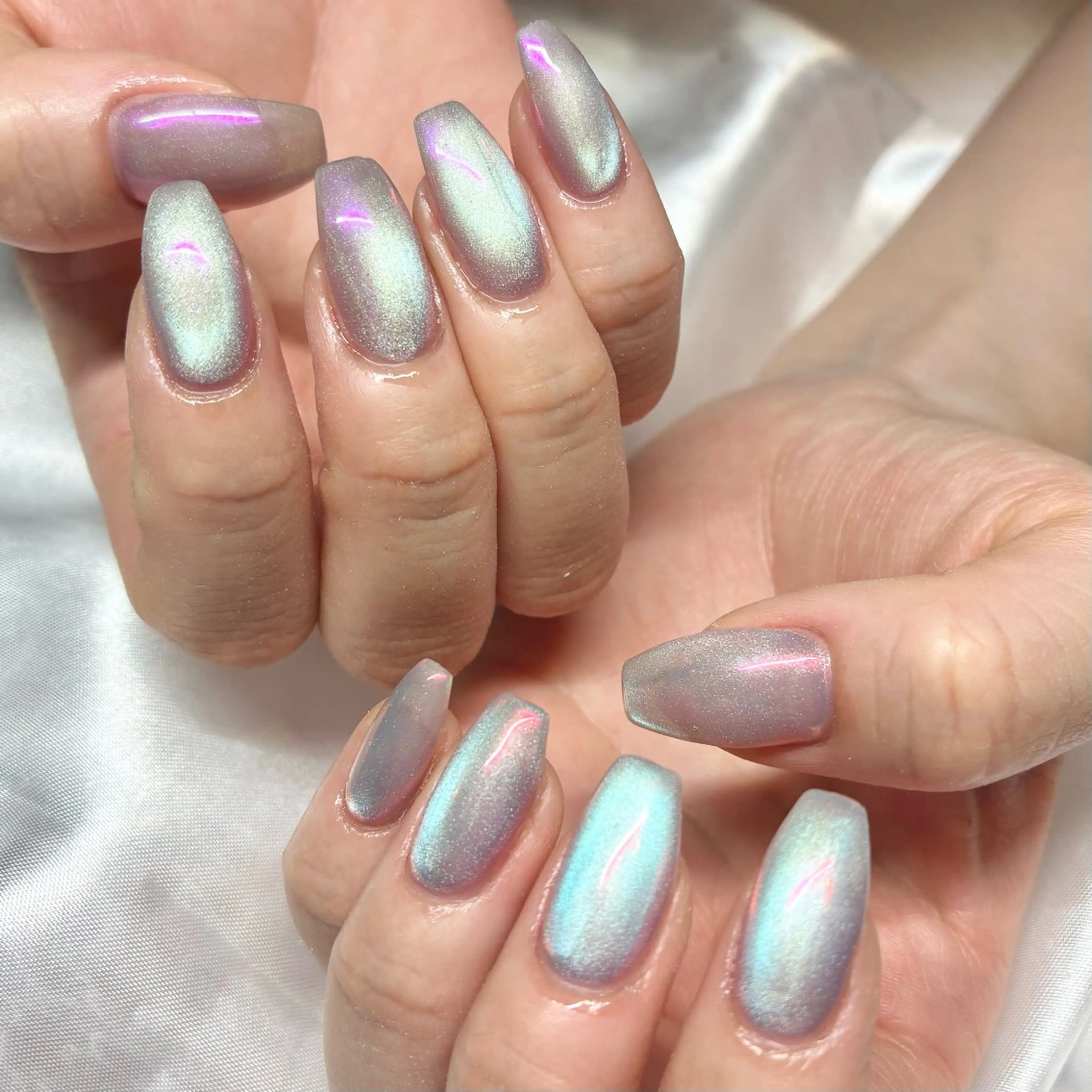 ネイル オーロラネイル ジェルネイル マグネットネイル ハンドネイル Nail ヌシん家 AKANEのネイルデザイン