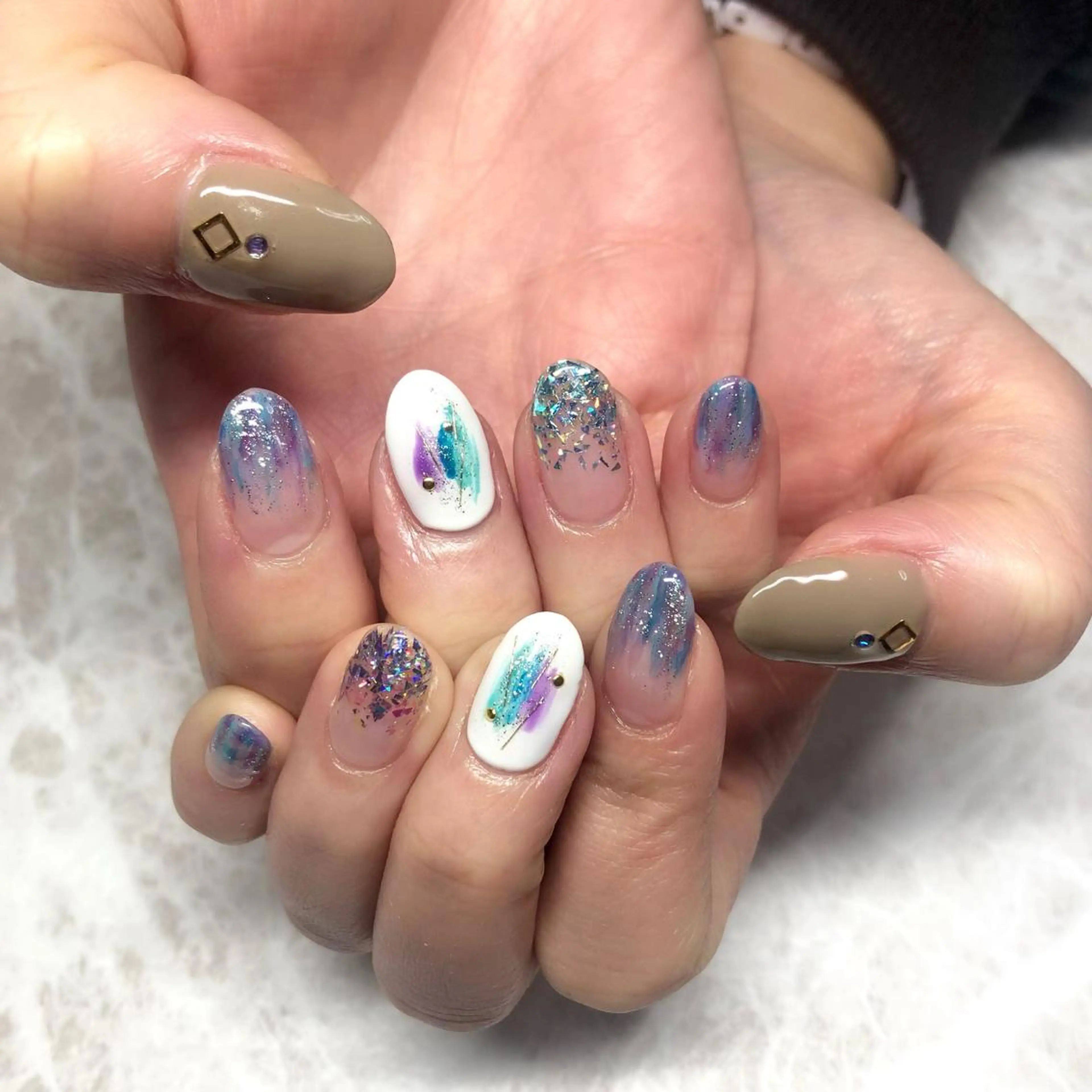ネイル キラキラネイル ラメ(グリッター) ニュアンスネイル luana nailのネイルデザイン