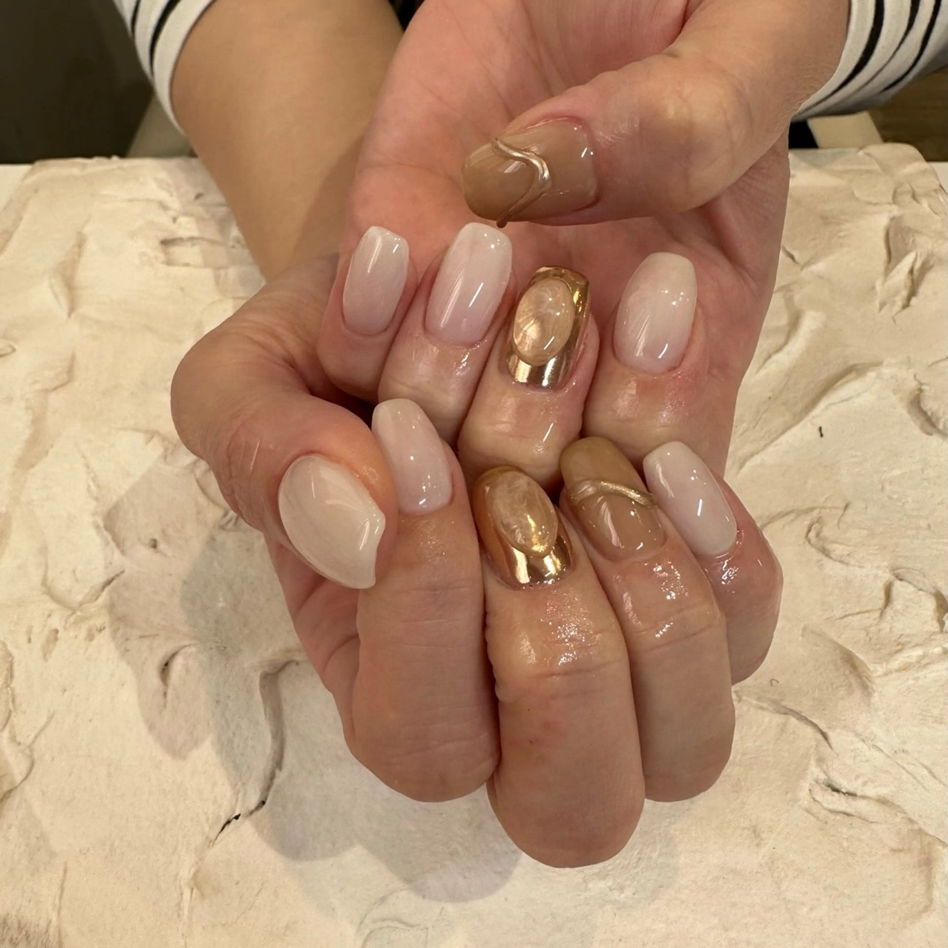 ネイル ニュアンスネイル ハンドネイル Natsuko 🪼のネイルデザイン