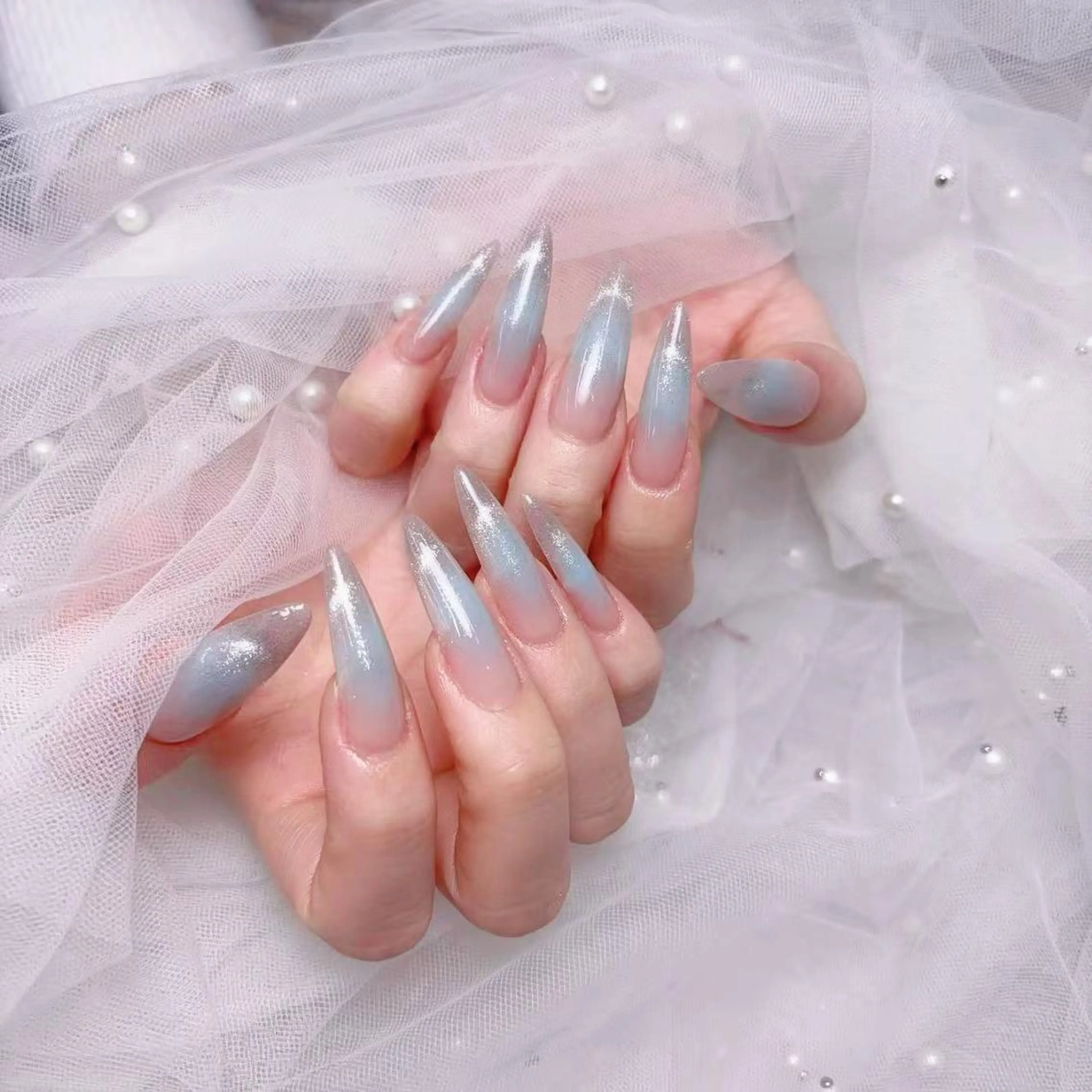 ネイル グラデーション ロングネイル マグネットネイル オフィスネイル ショートネイル ハンドネイル チョウ チョウのネイルデザイン