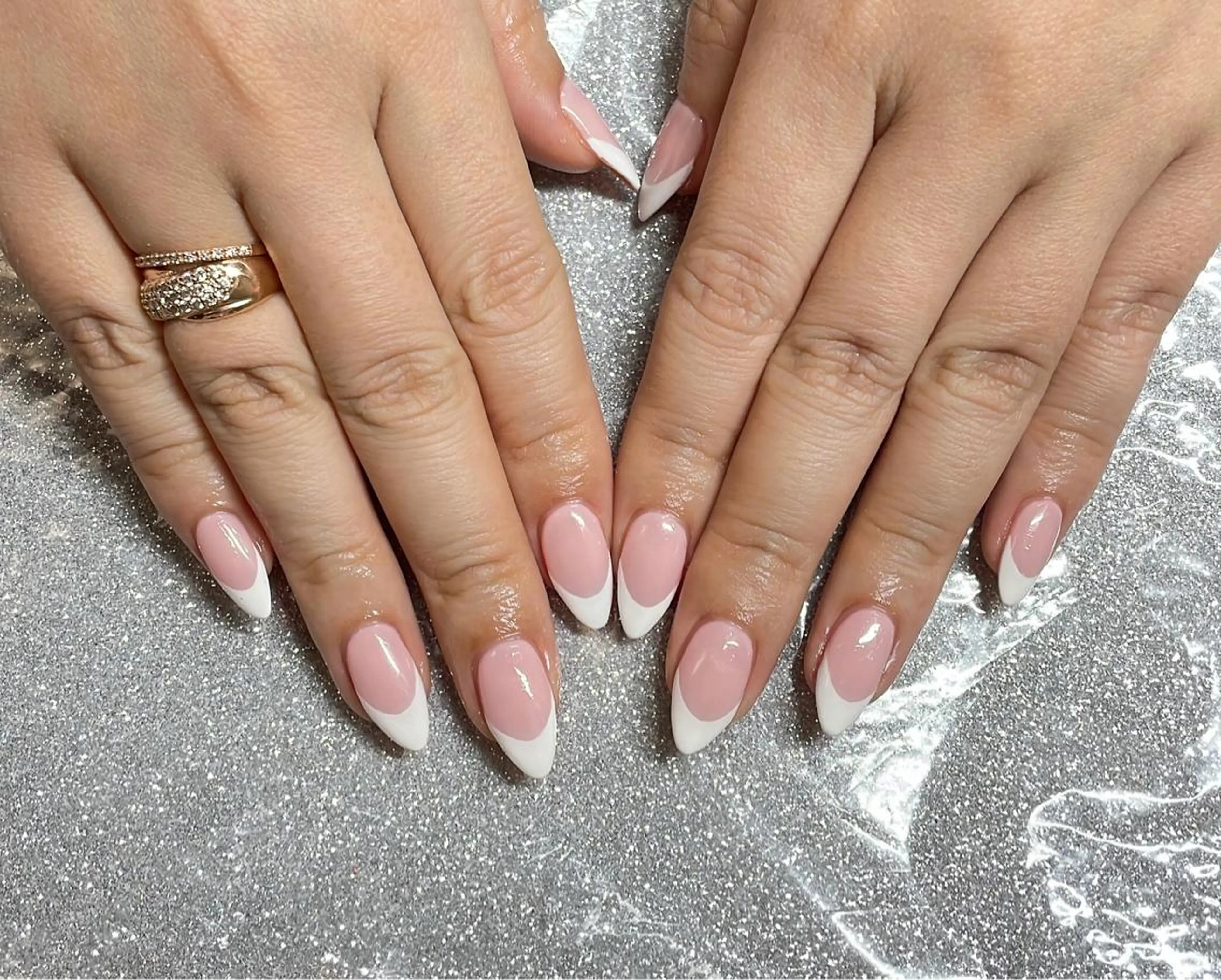 ネイル ハンドネイル VIERU 🌈🎀💖のネイルデザイン