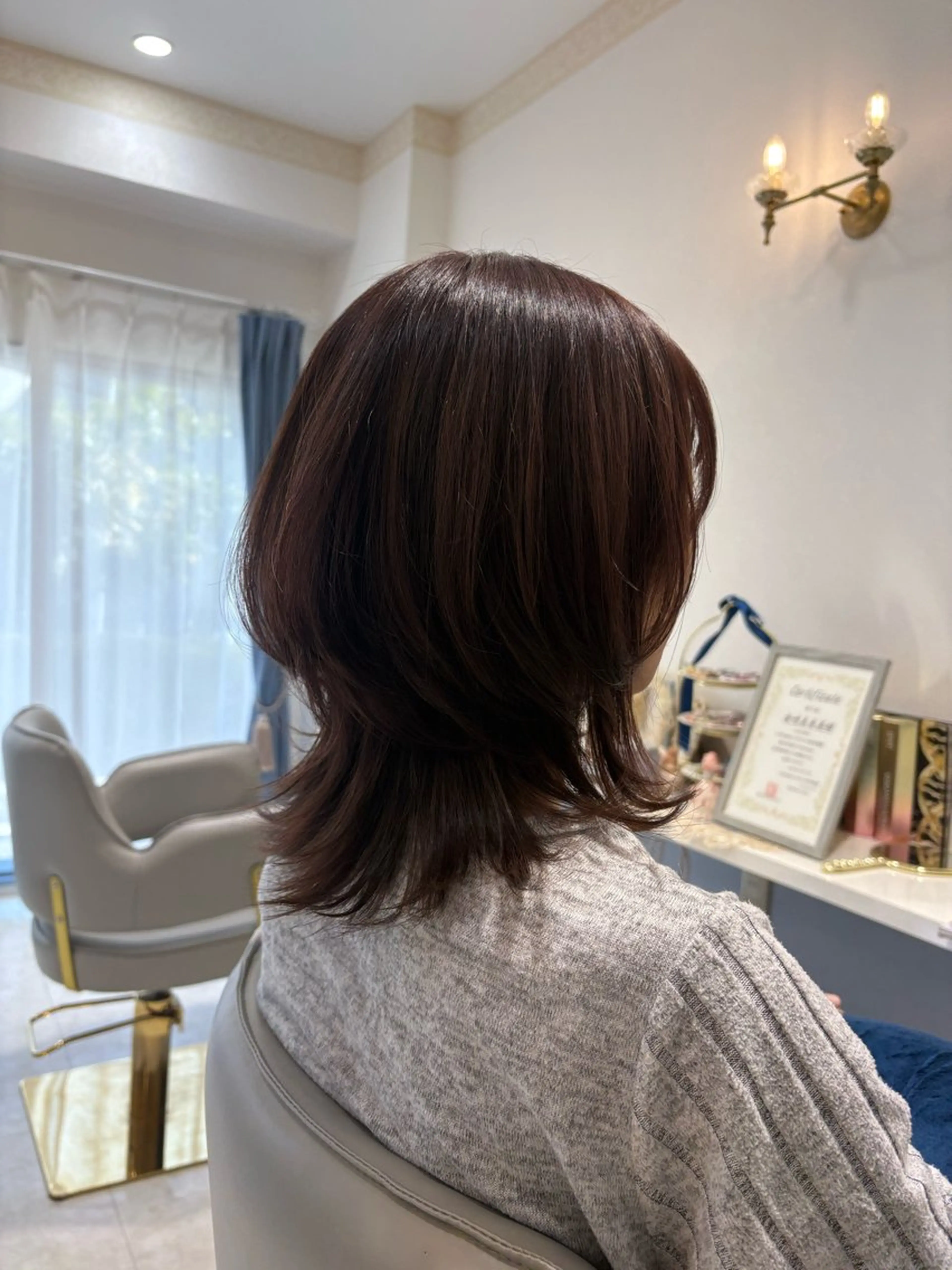 ミディアム カラー カシス レッドカラー ウルフカット カット ヘアカラー MASUMI／ 川西能勢口LUMIAのヘアスタイル