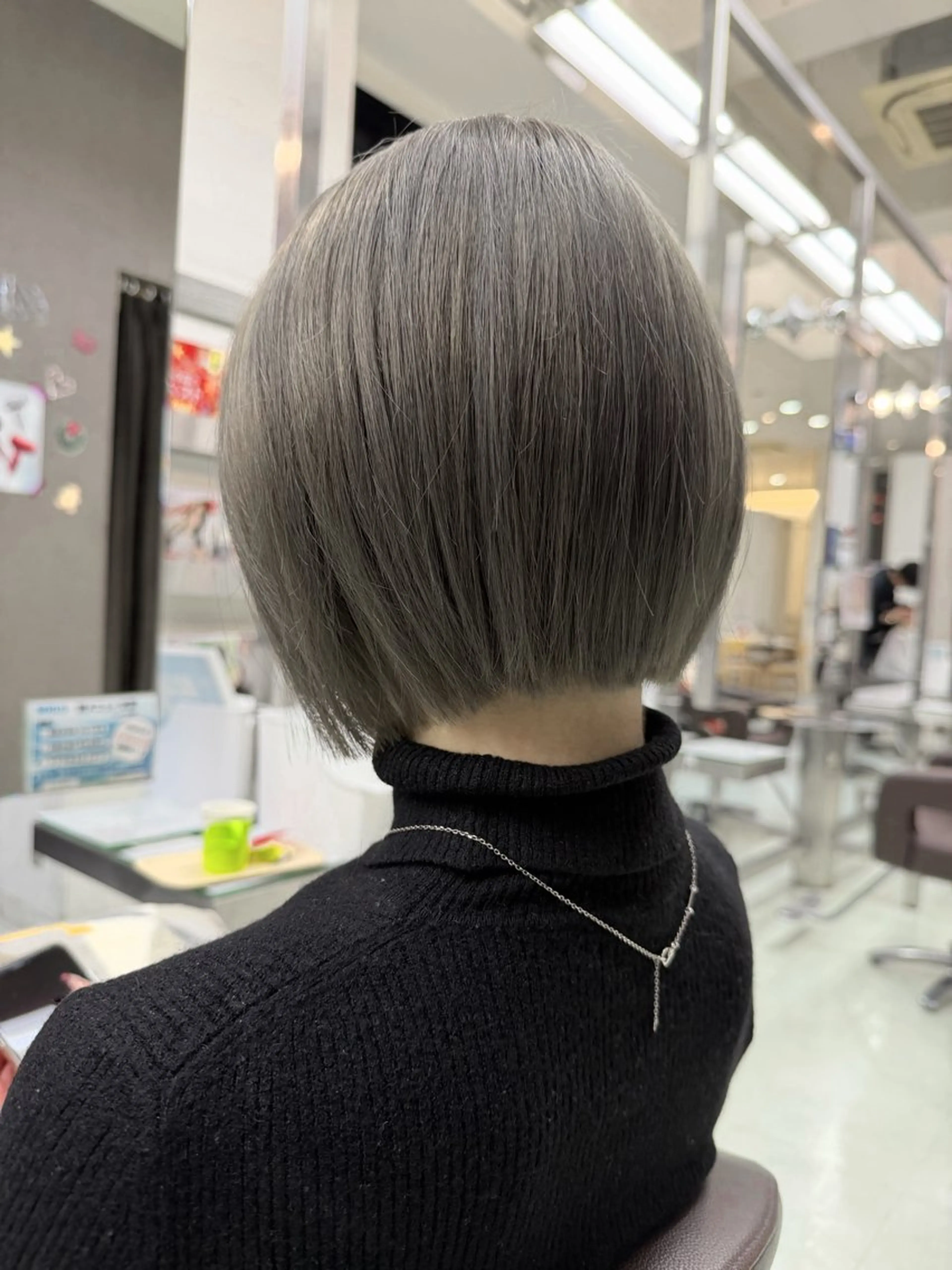 ショート カット ヘアカラー wil西宮レイヤー 西村徹のヘアスタイル