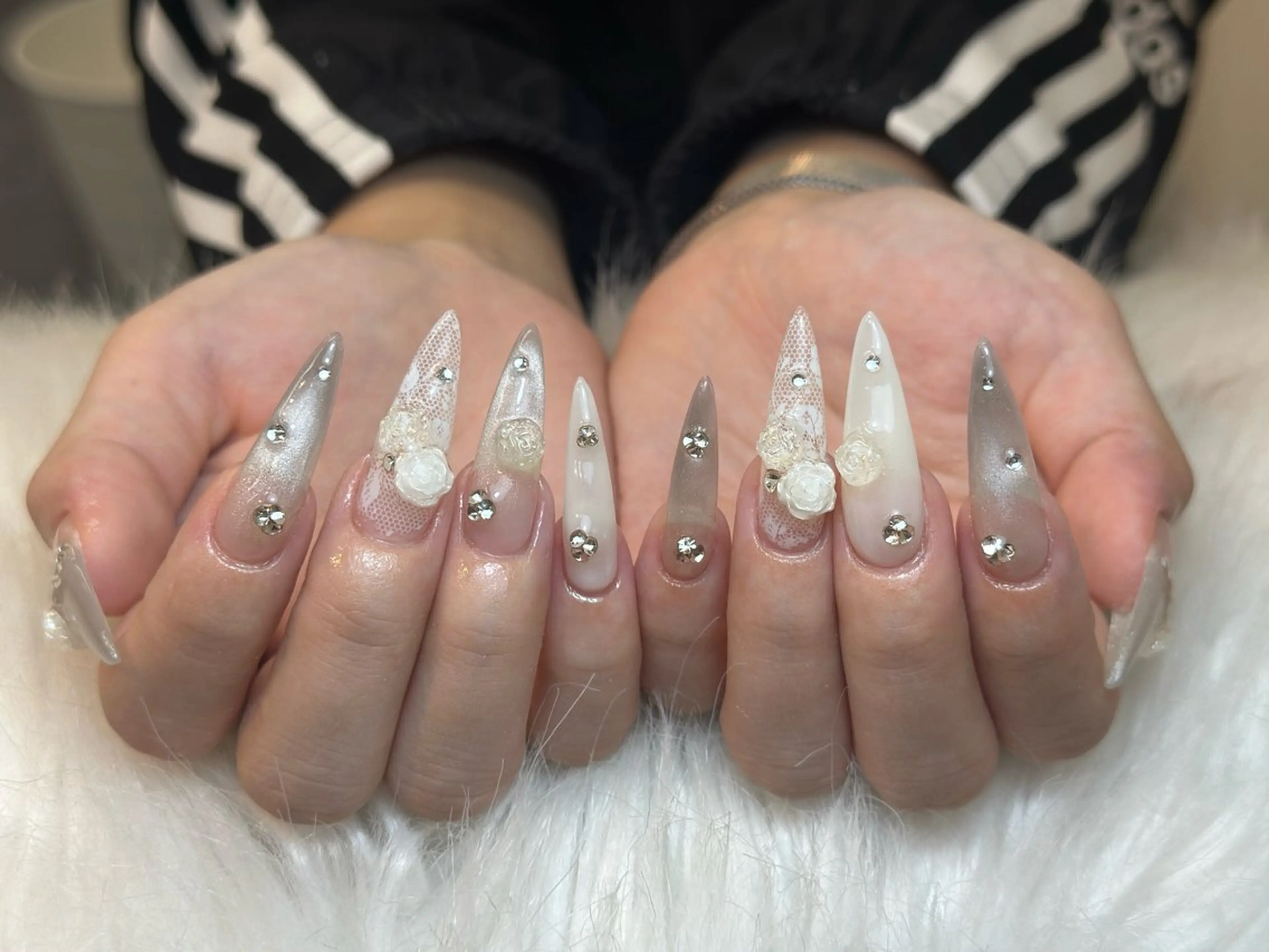 ネイル アートネイル ジェルネイル マグネットネイル ハンドネイル JennNail_ マオのネイルデザイン