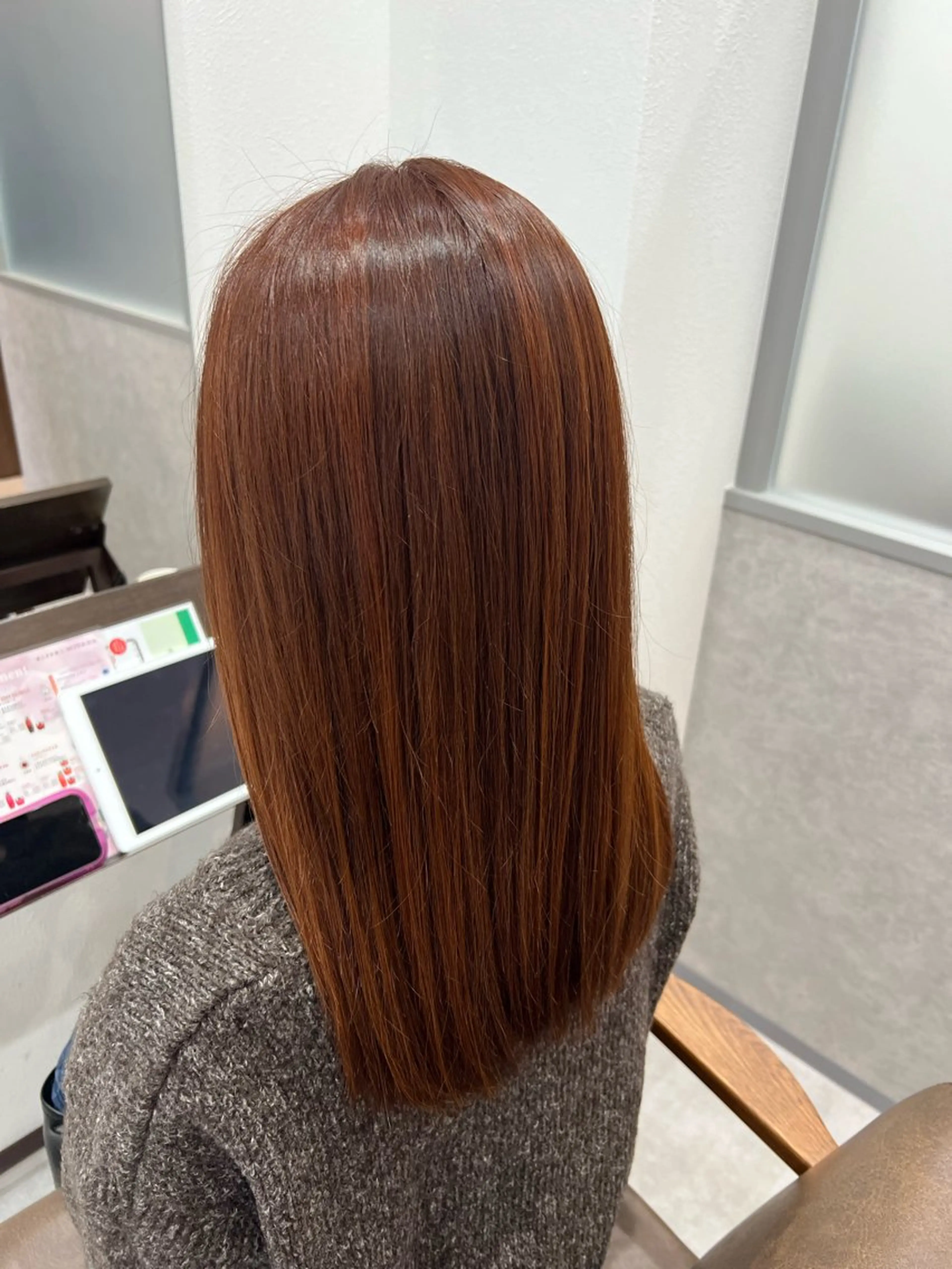 セミロング ハイライト カット 縮毛矯正 トリートメント 美髪矯正/髪質改善 🌼 原田 愛弓のヘアスタイル