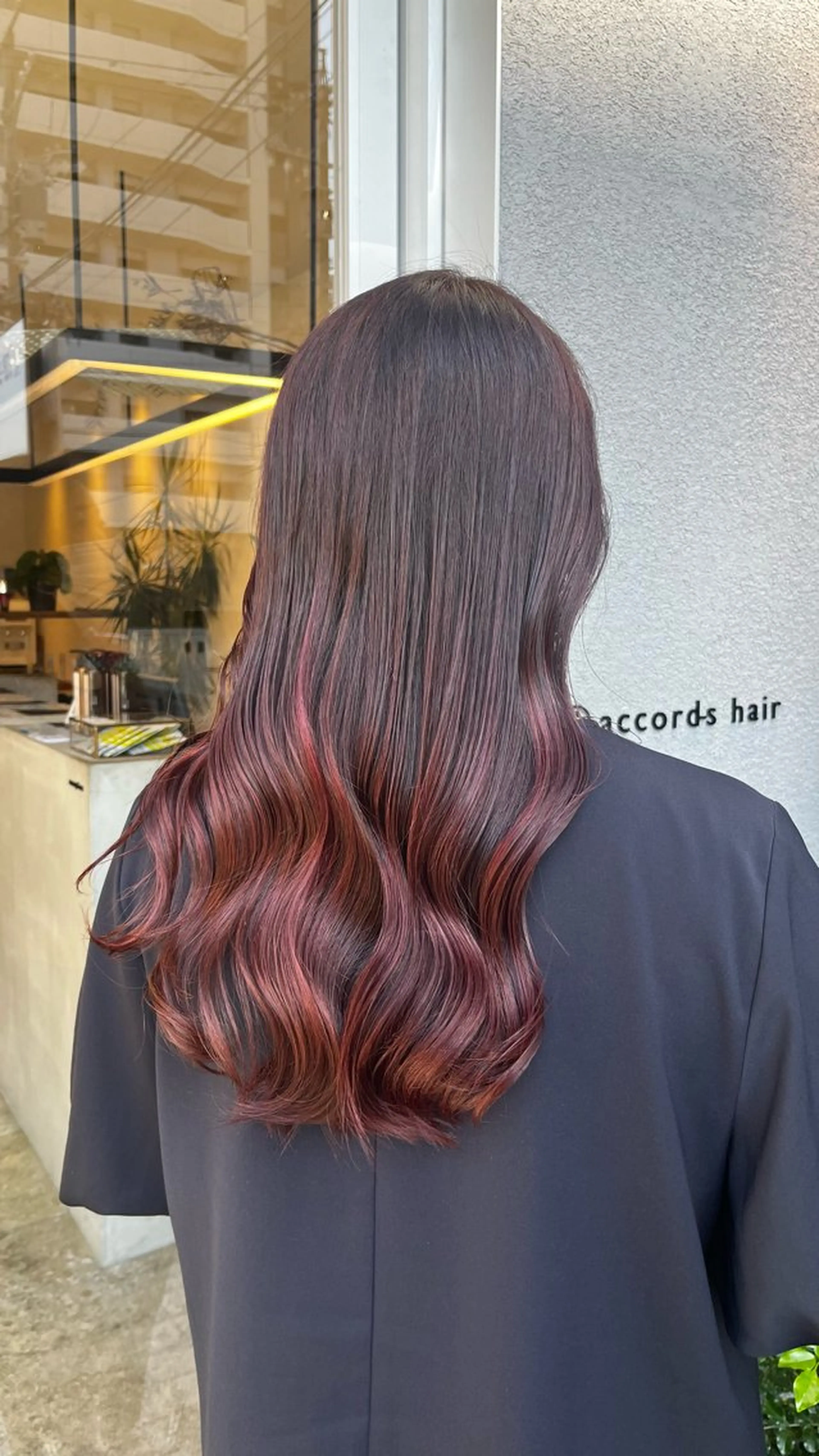 カラー 坂下 かのんのヘアスタイル